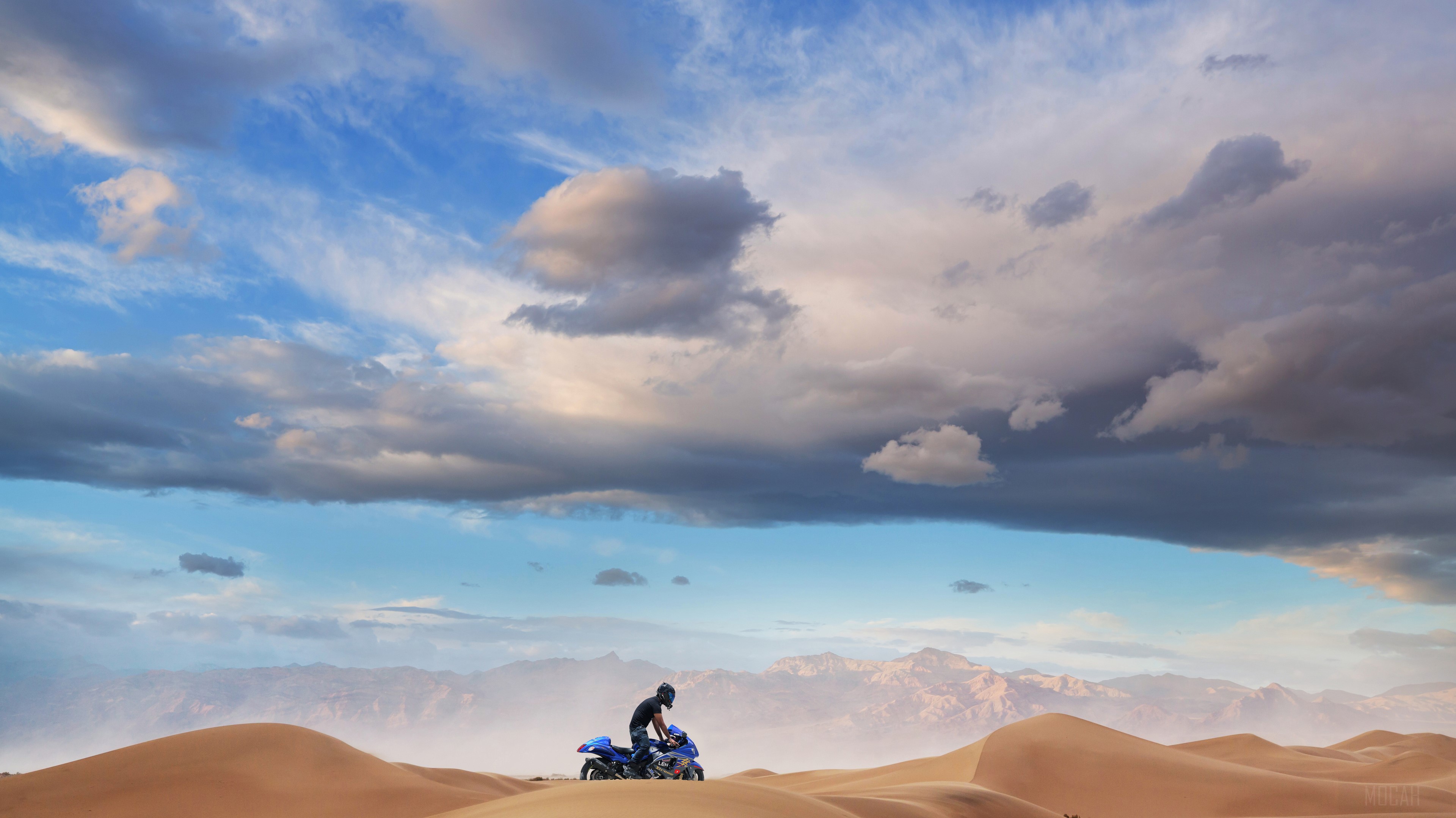 Suzuki Hayabusa In Desert HD Wallpaper