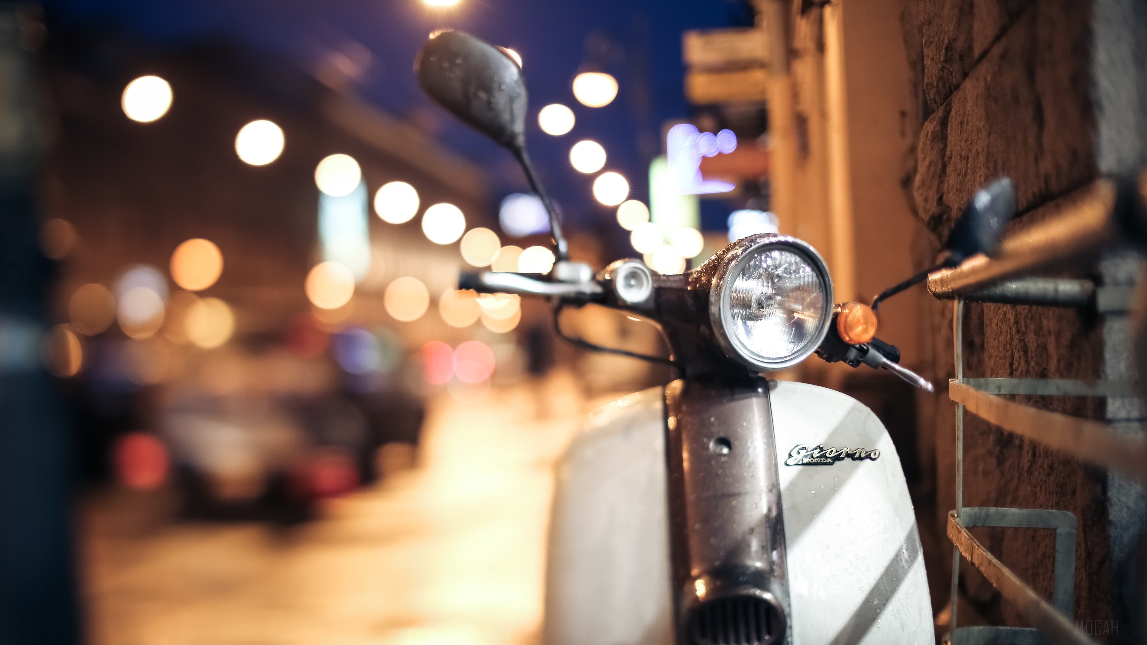 Honda Giorno scooter at night HD Wallpaper