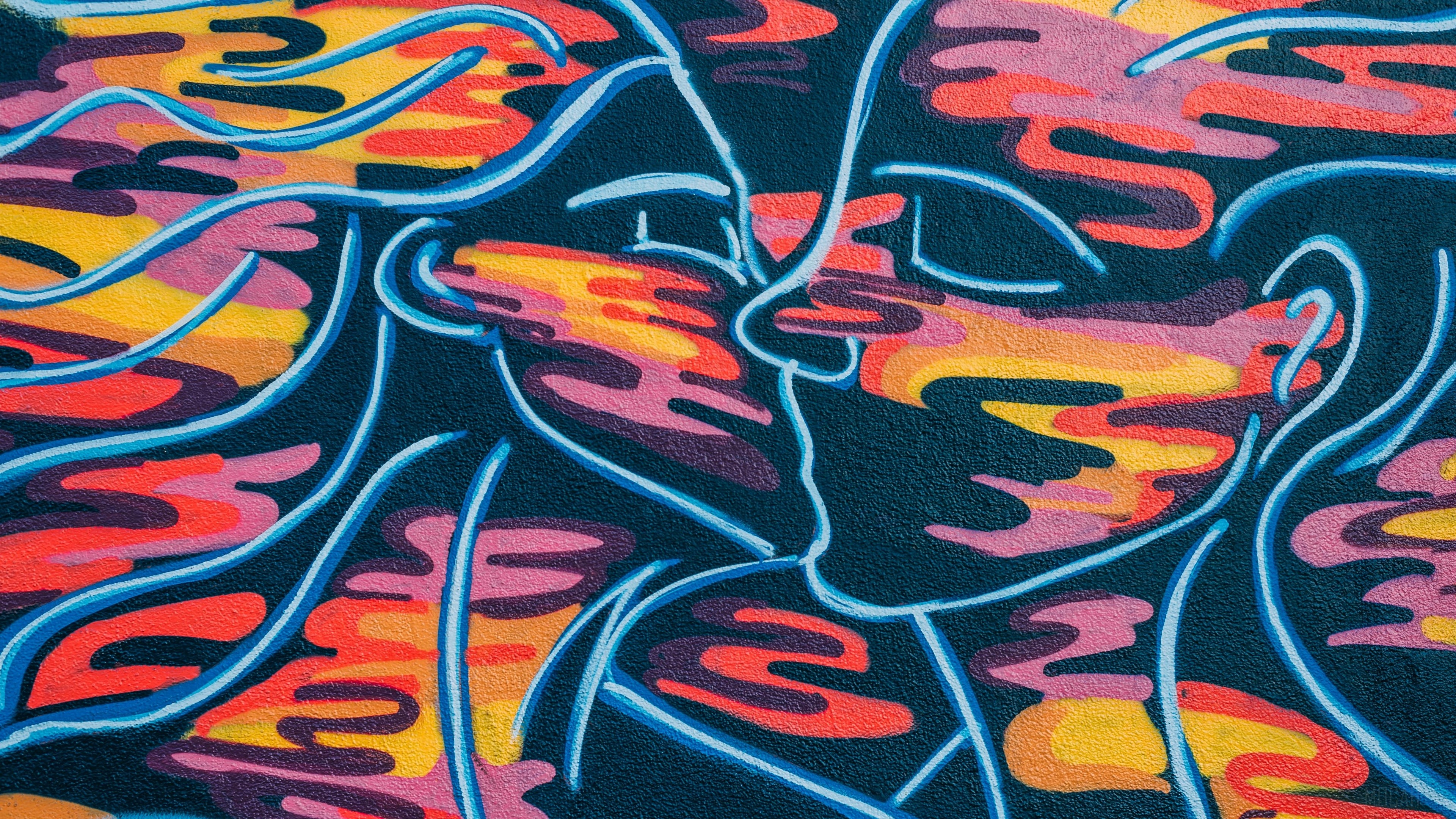 Graffiti art of a couple kissing HD Wallpaper