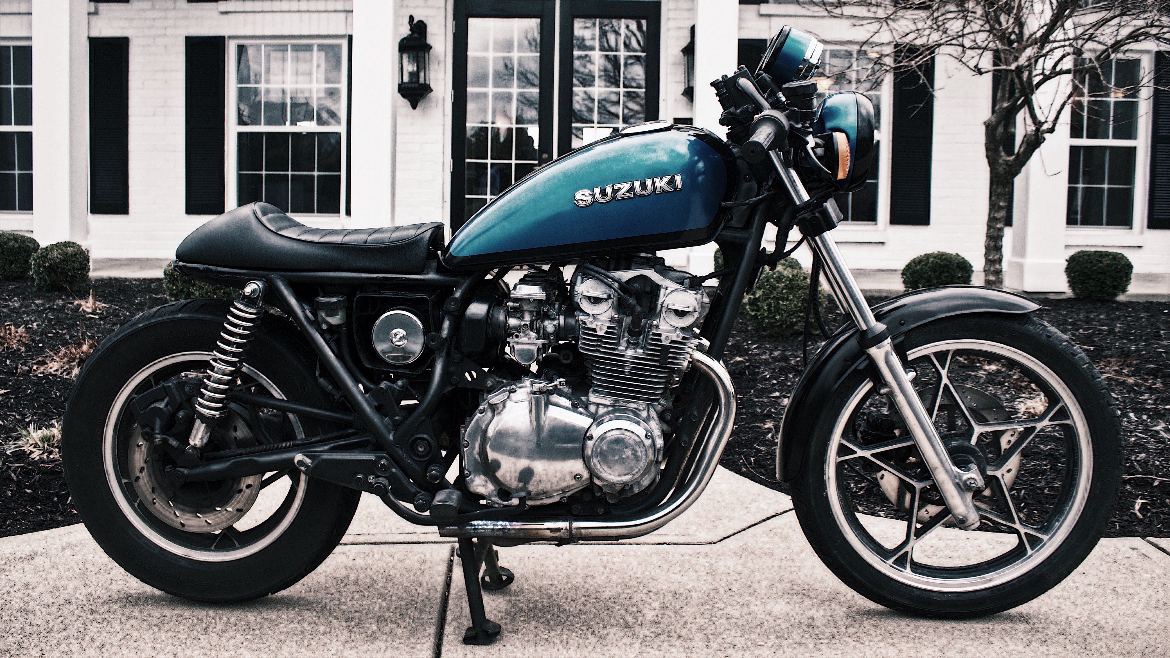 Suzuki motorcycle side view 4K HD Wallpaper