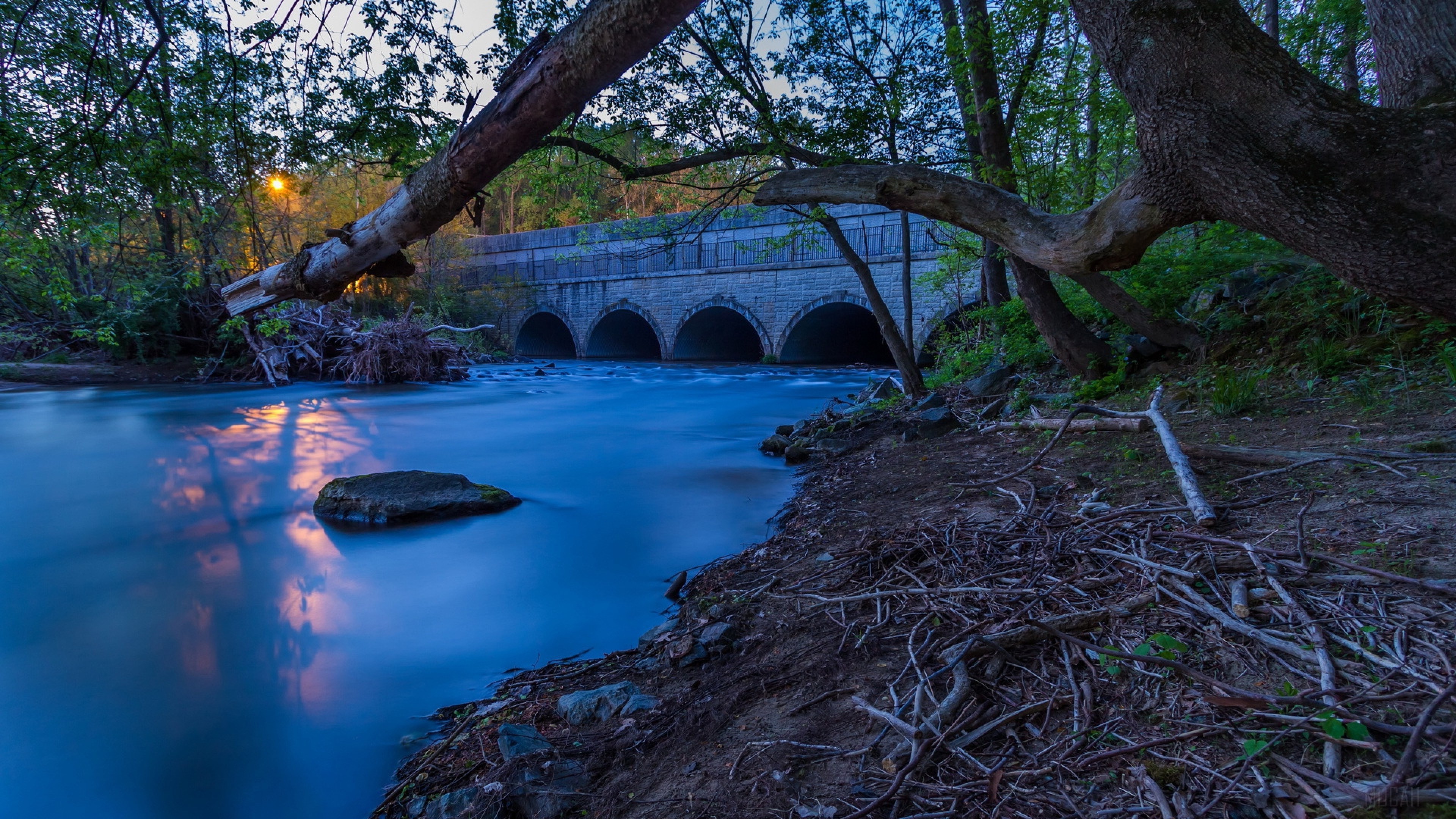 Park River Bridge at Sunset 4K HD Wallpaper