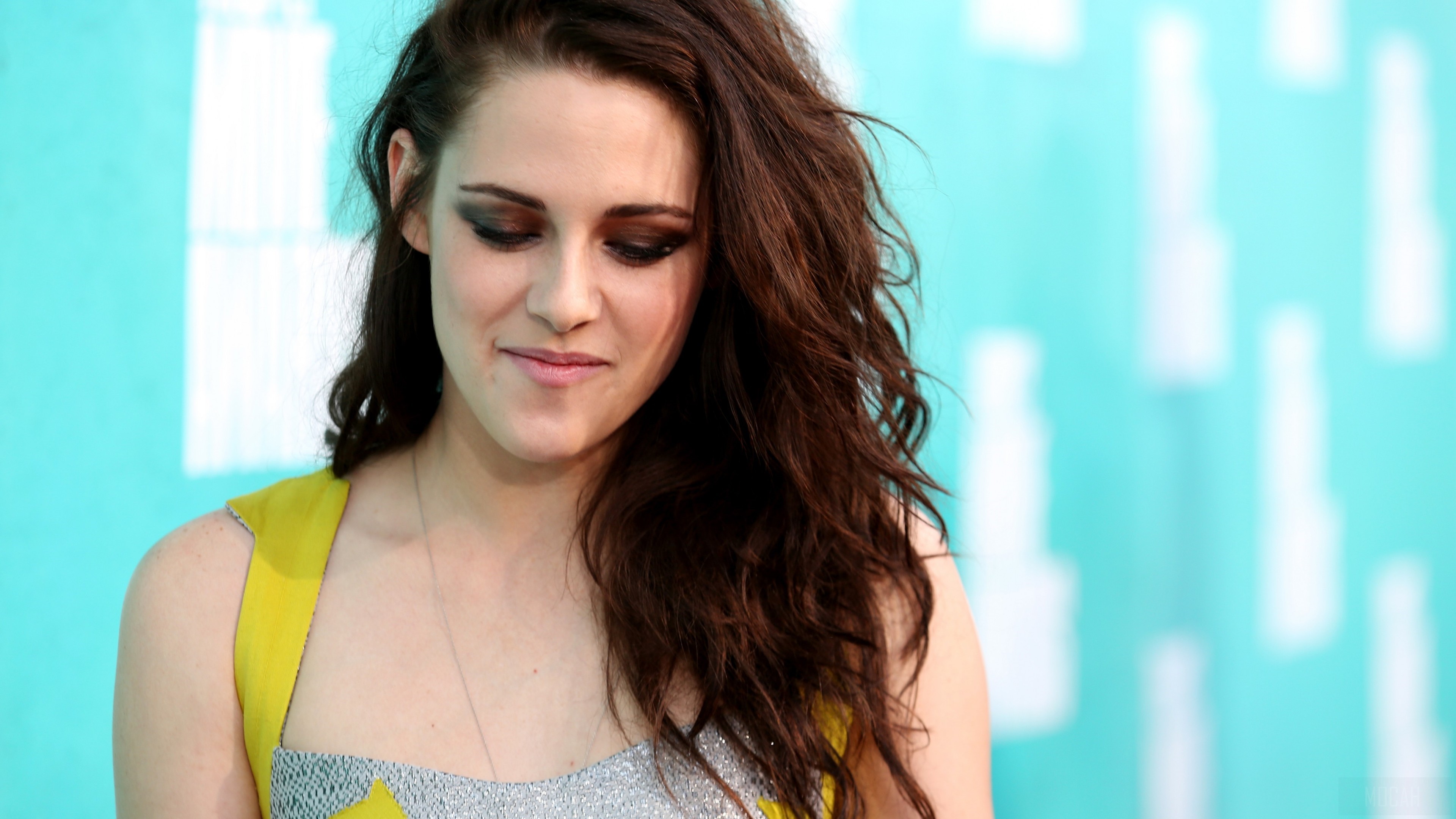 Kristen Stewart HD Wallpaper