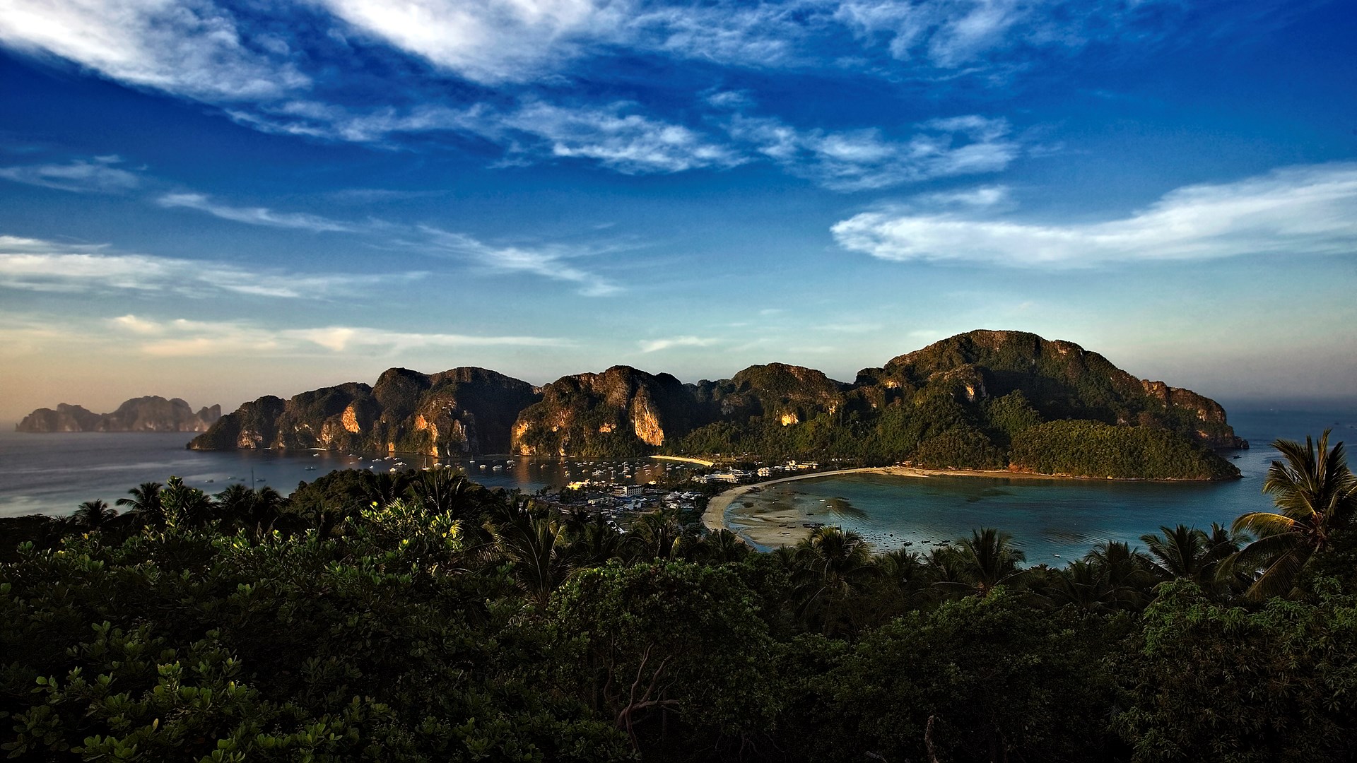 Island bay with mountains and blue sky HD Wallpaper