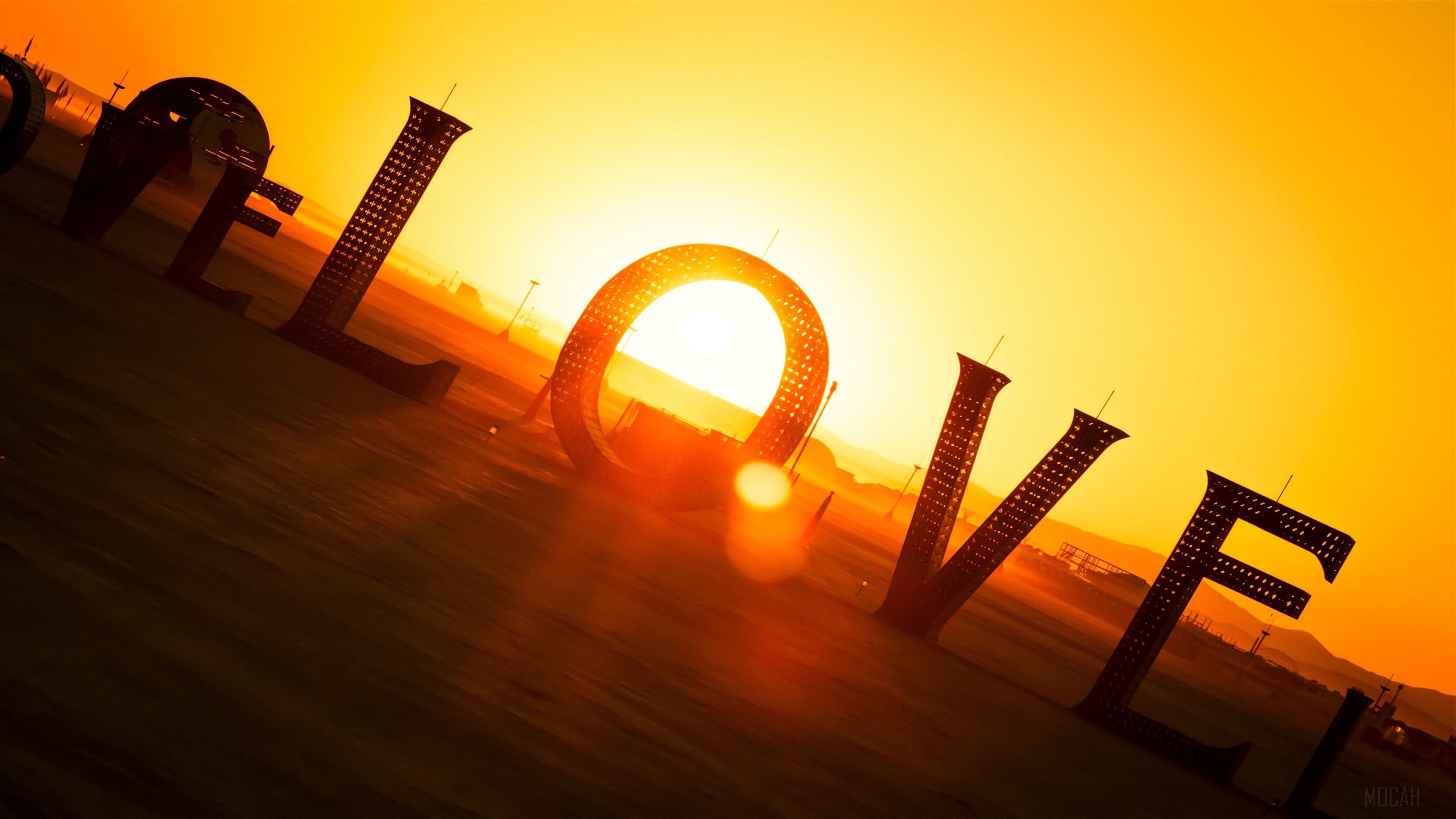 Sunset Love Sculpture 4K HD Wallpaper