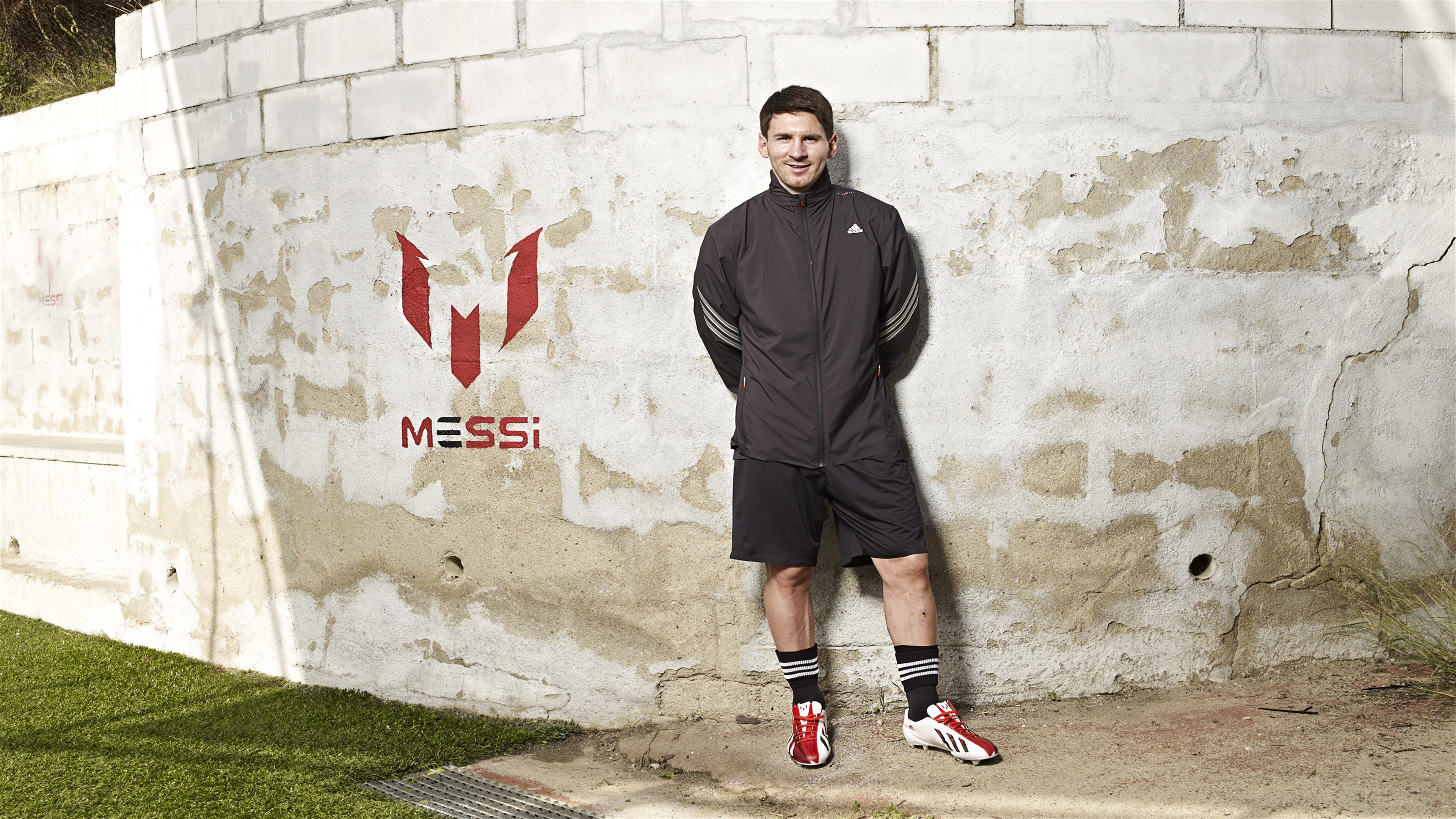 Lionel Messi wearing Adidas sportswear HD Wallpaper