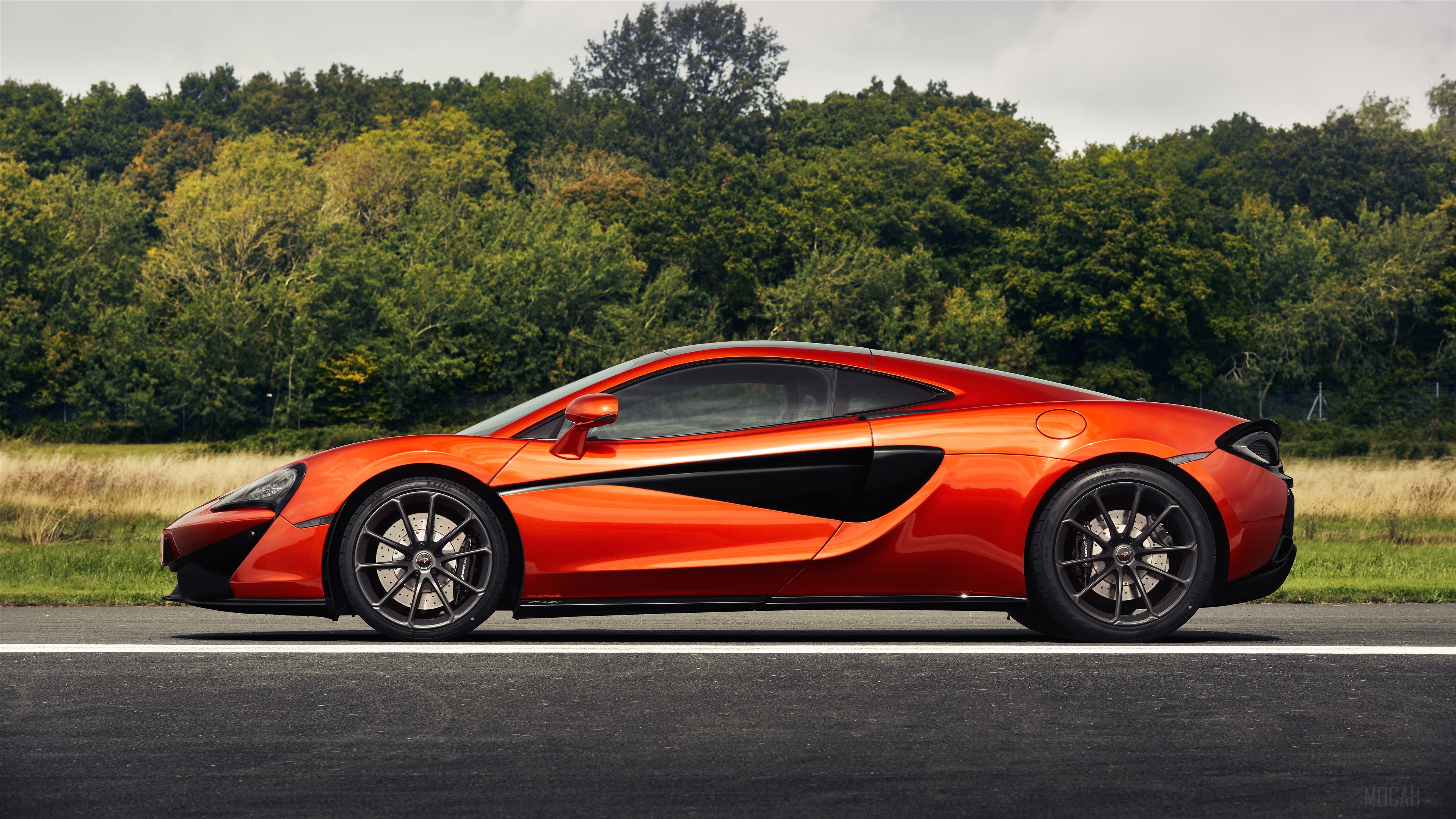 2018 McLaren 570GT MSO Black Pack 4K HD Wallpaper