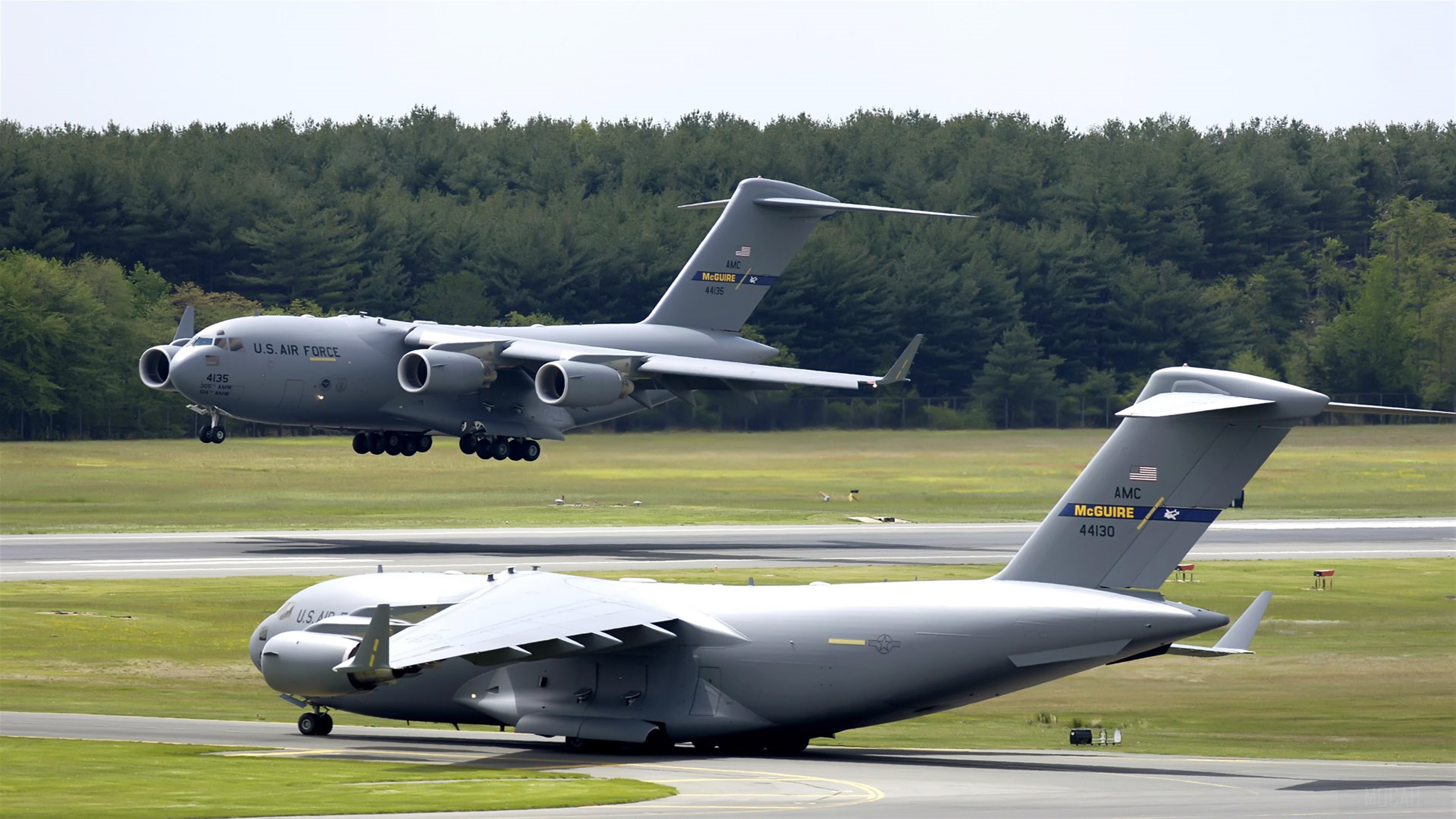 C-17 Globemaster III at McGuire Air Force Base 4K HD Wallpaper