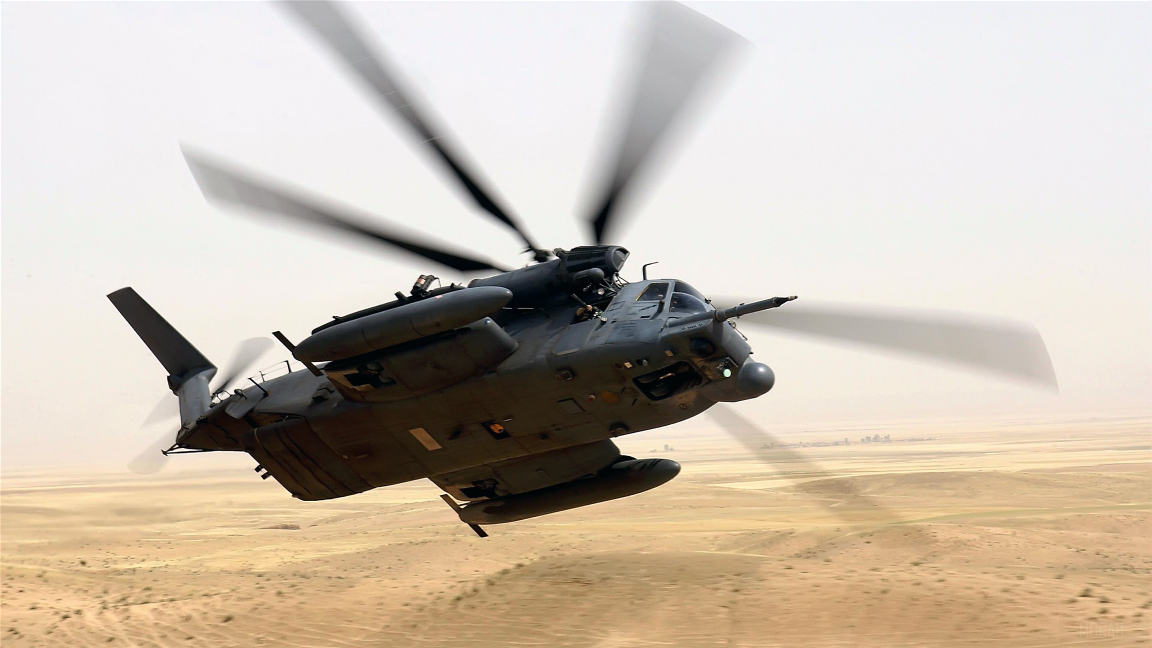 US Air Force MH-53M Pave Low IV Helicopter in flight HD Wallpaper