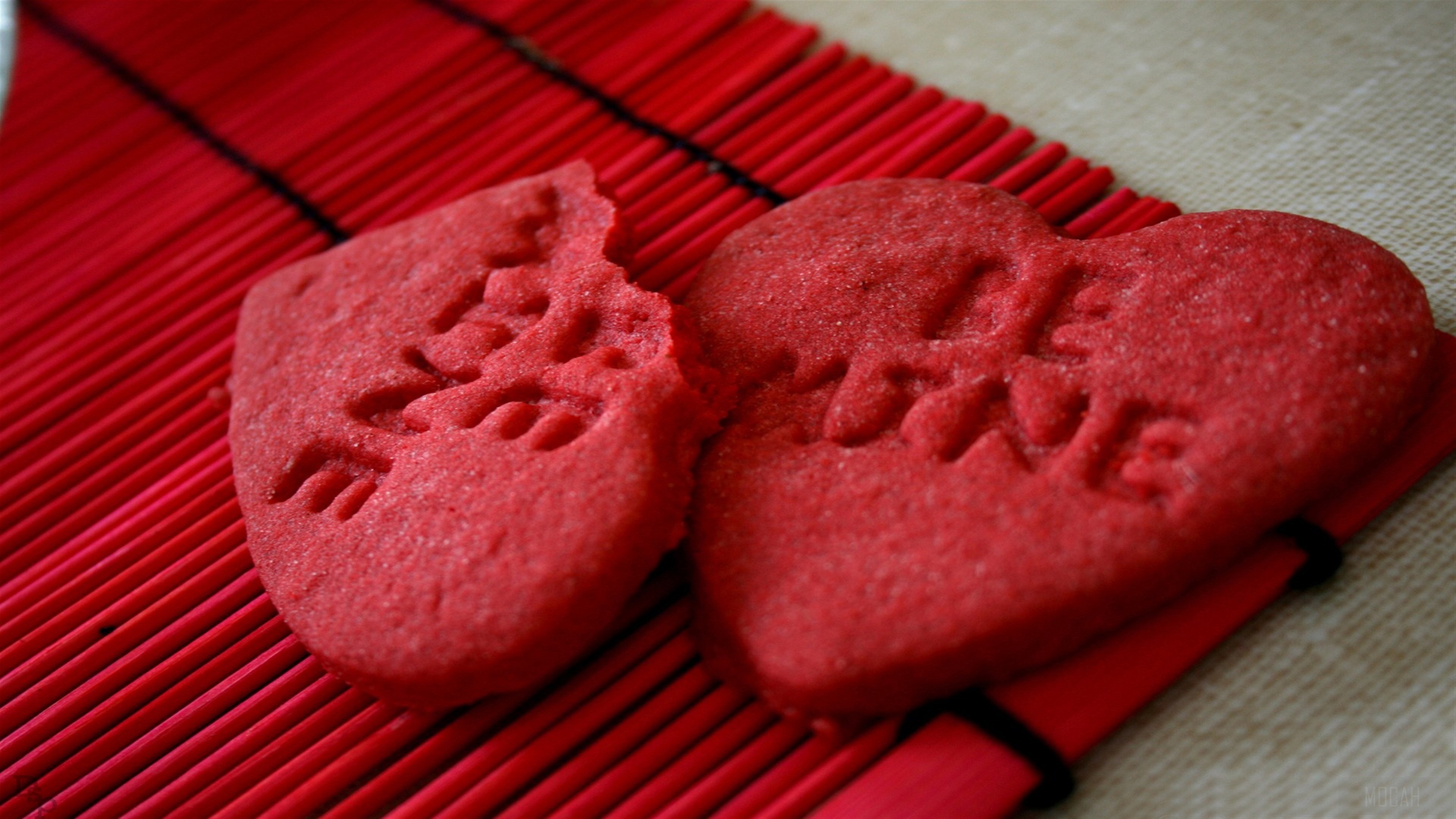 Red Heart Cookies "Be Mine" 4K HD Wallpaper