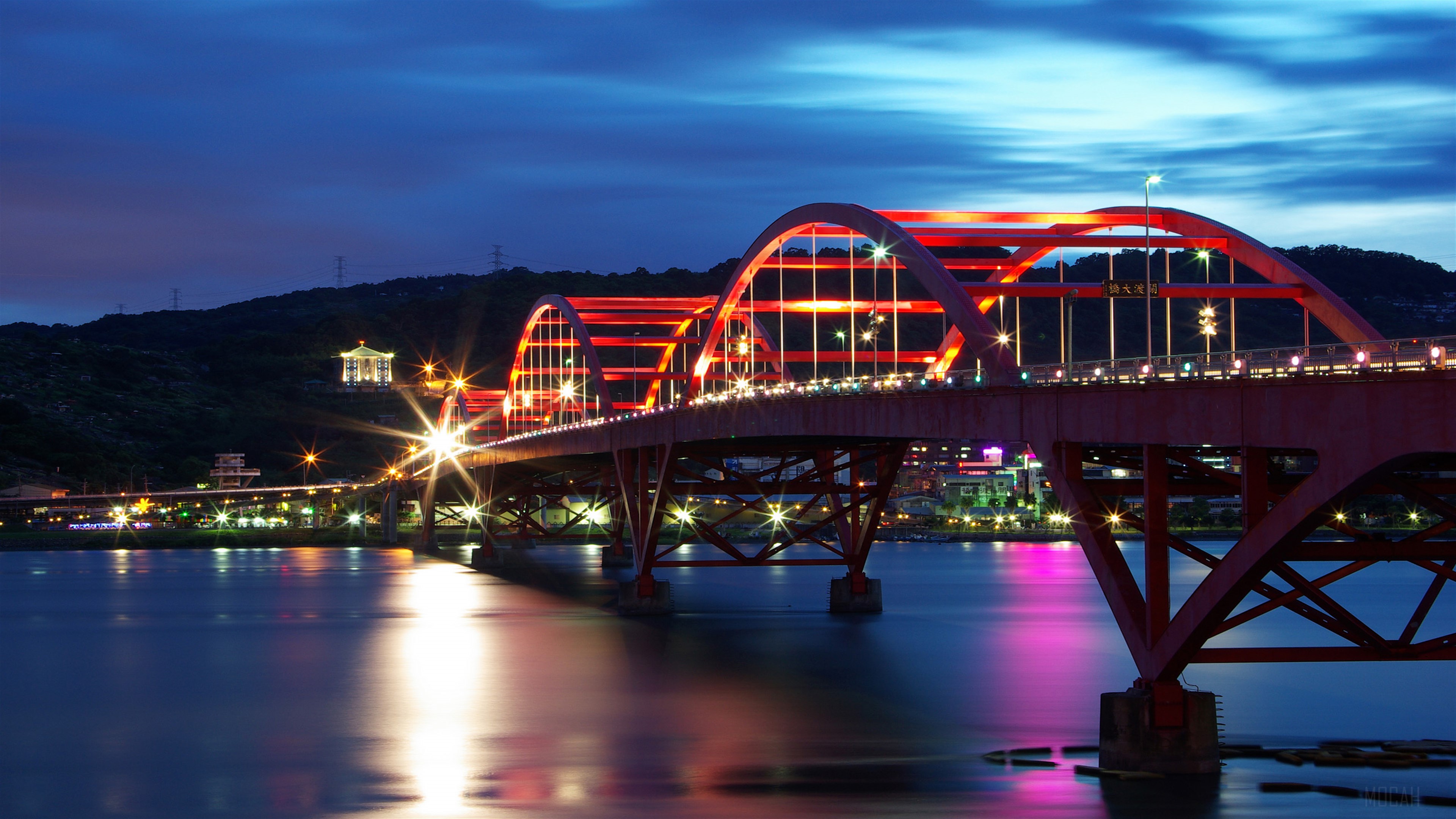 Guandu Bridge at night with reflections HD Wallpaper