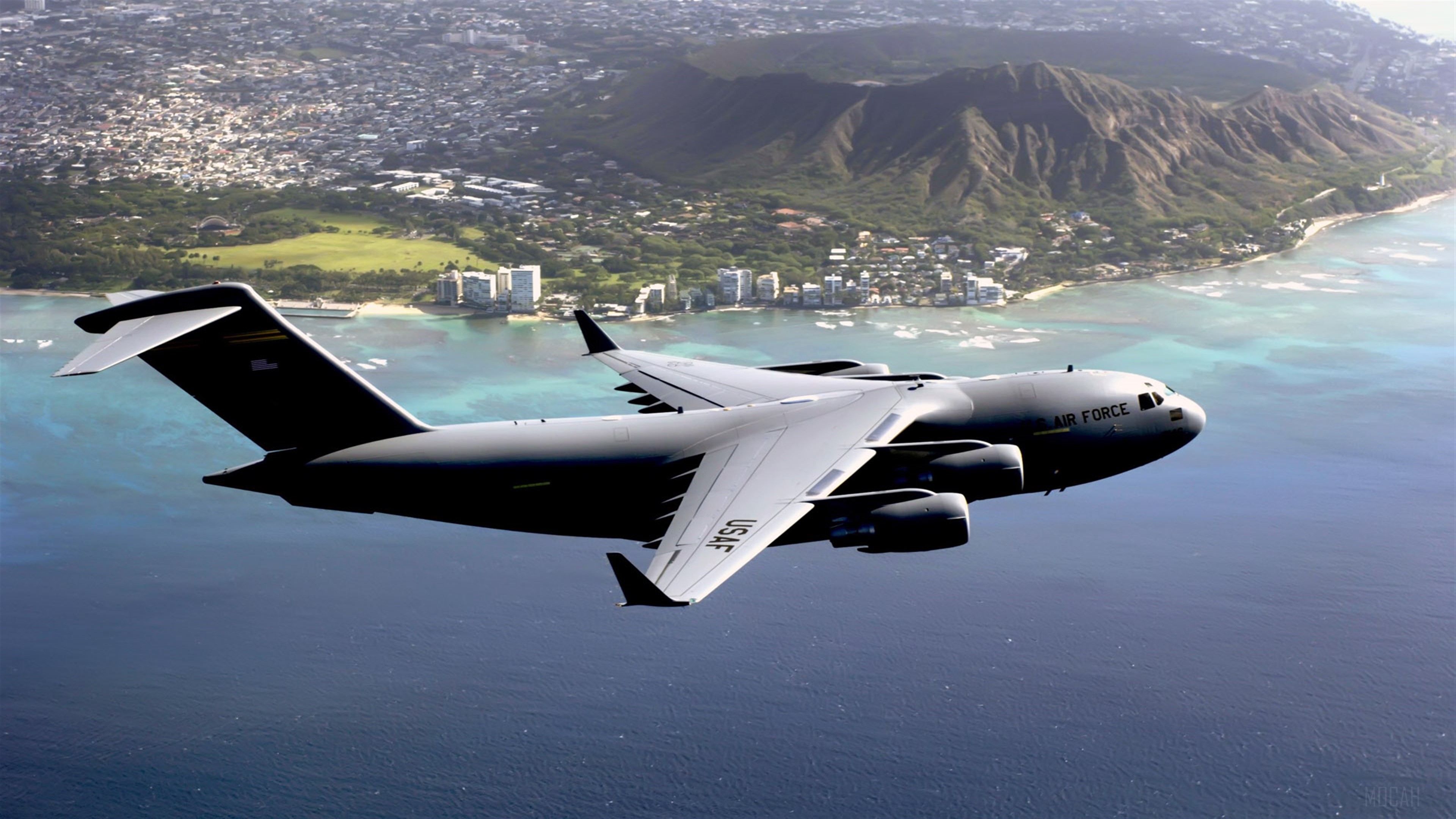 Hawaii Based C-17 Globemaster III 4K HD Wallpaper