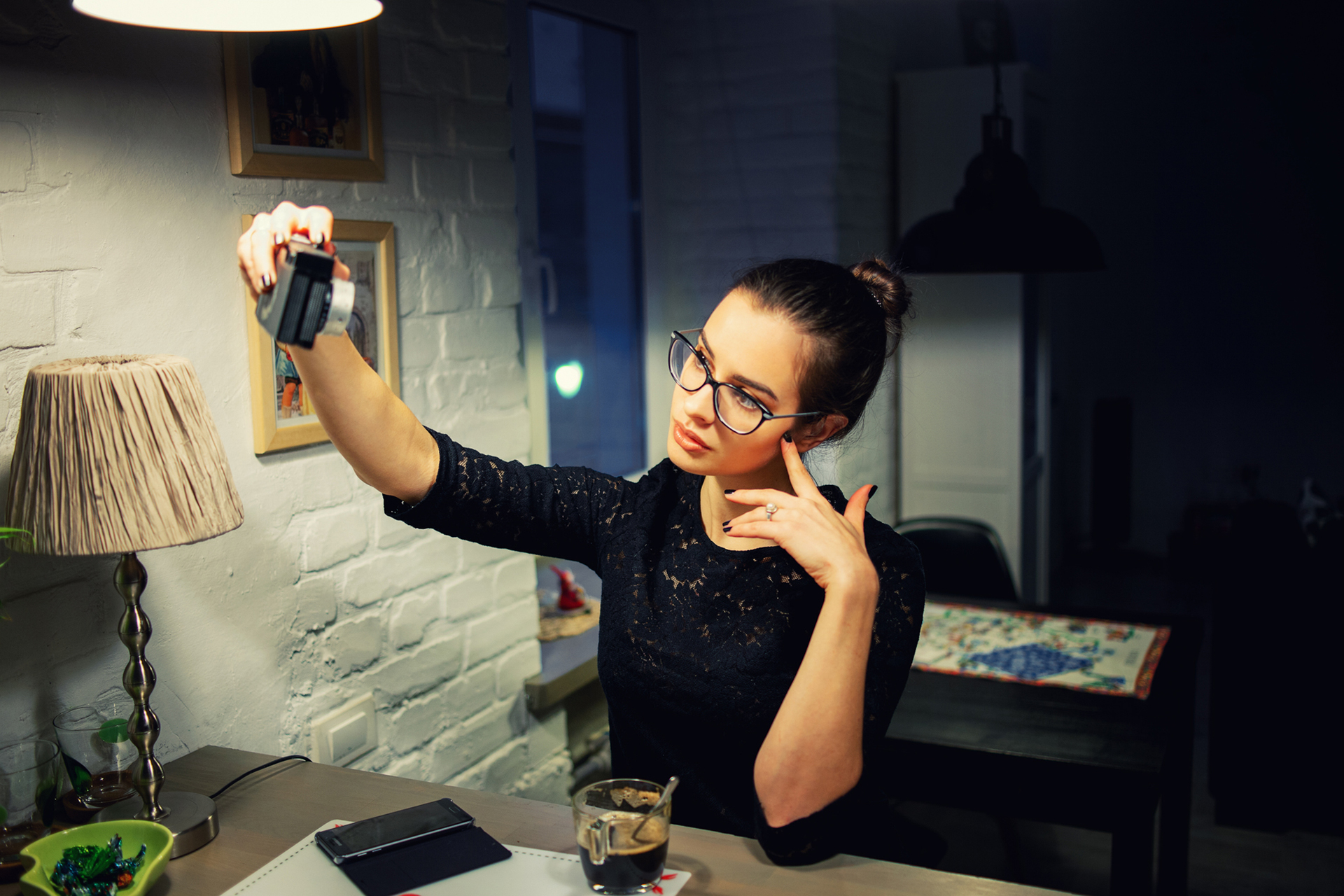 Woman taking a selfie with a camera and coffee HD Wallpaper