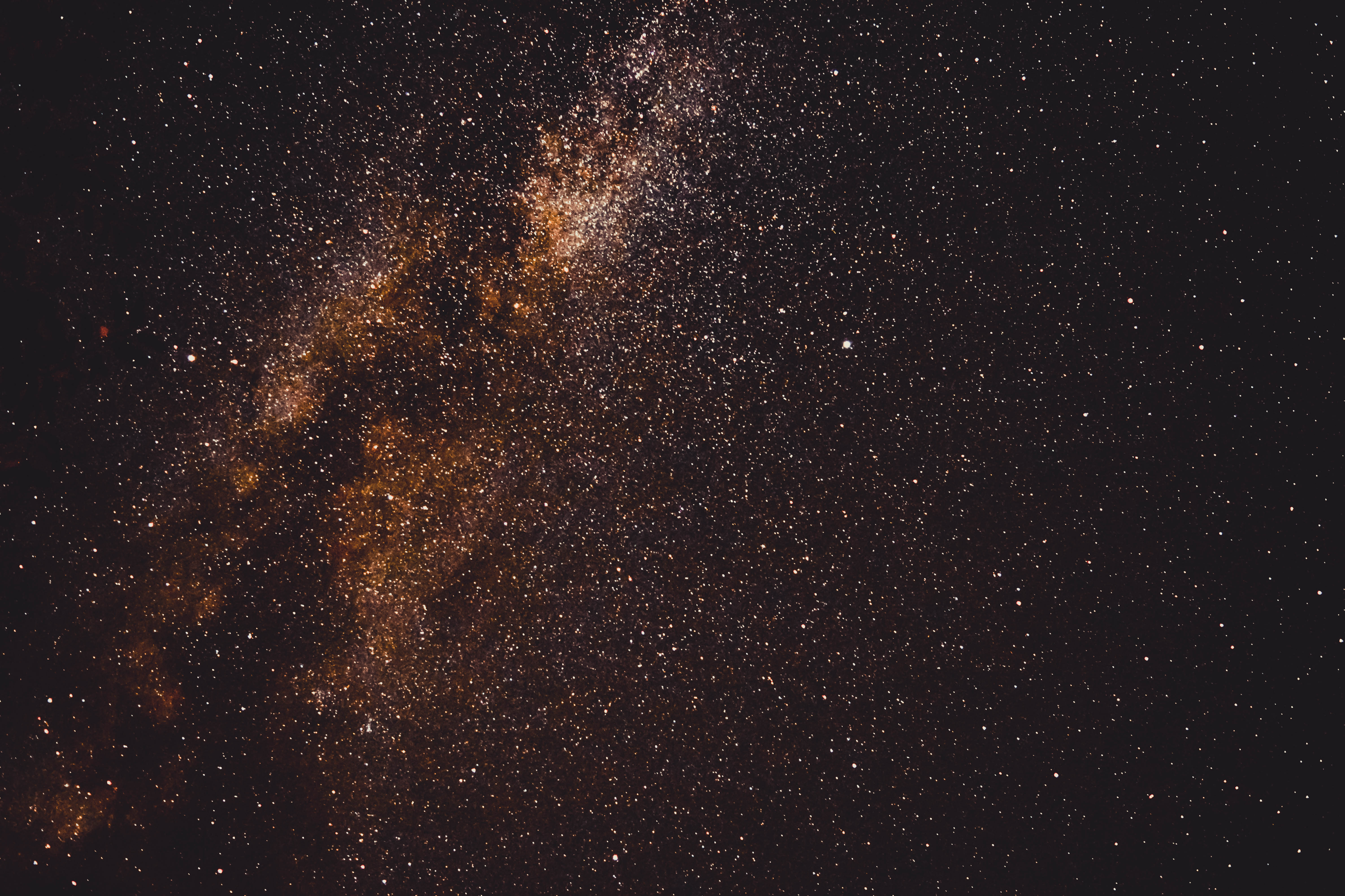 Milky Way galaxy in the night sky HD Wallpaper