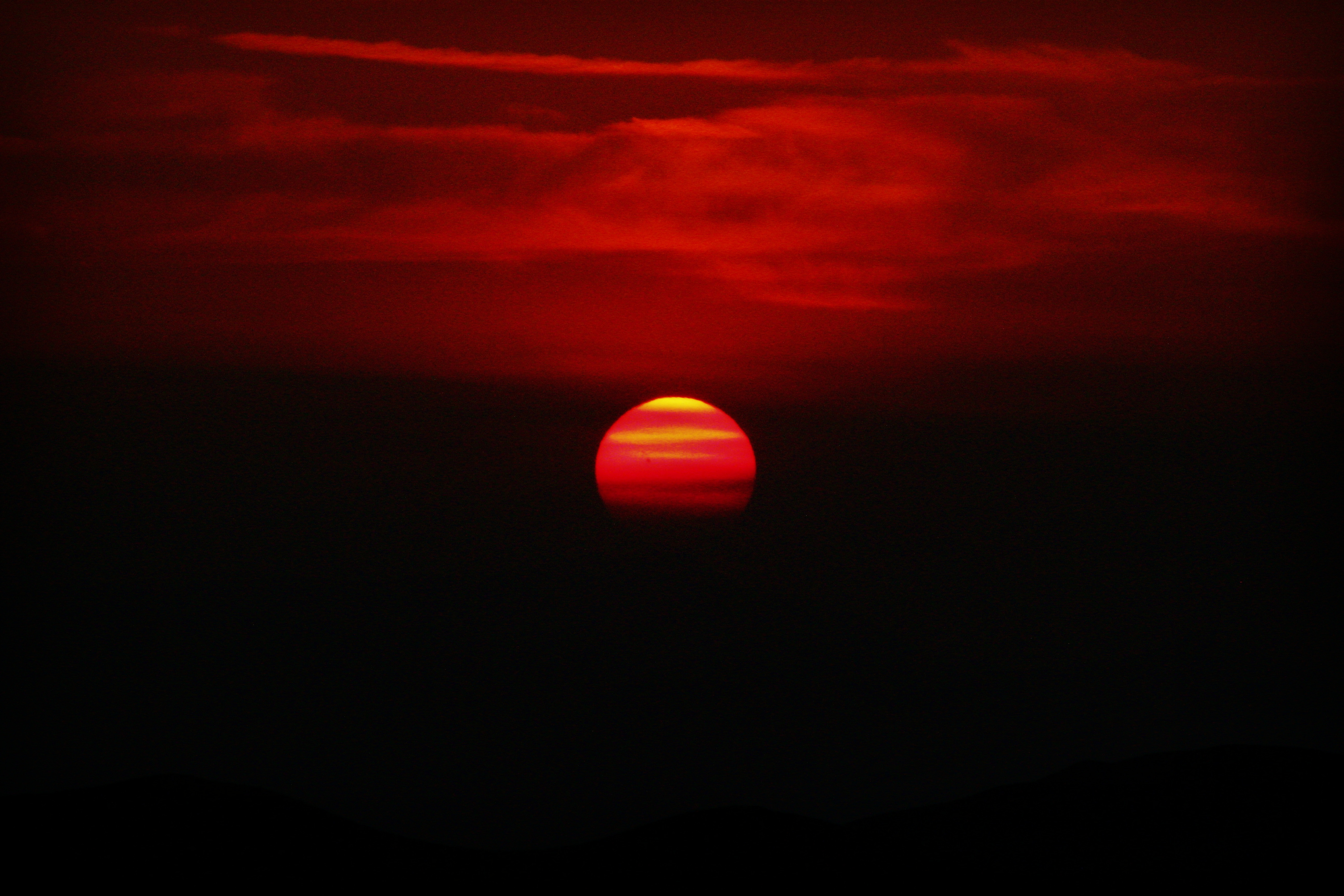 Sunset with red clouds HD Wallpaper