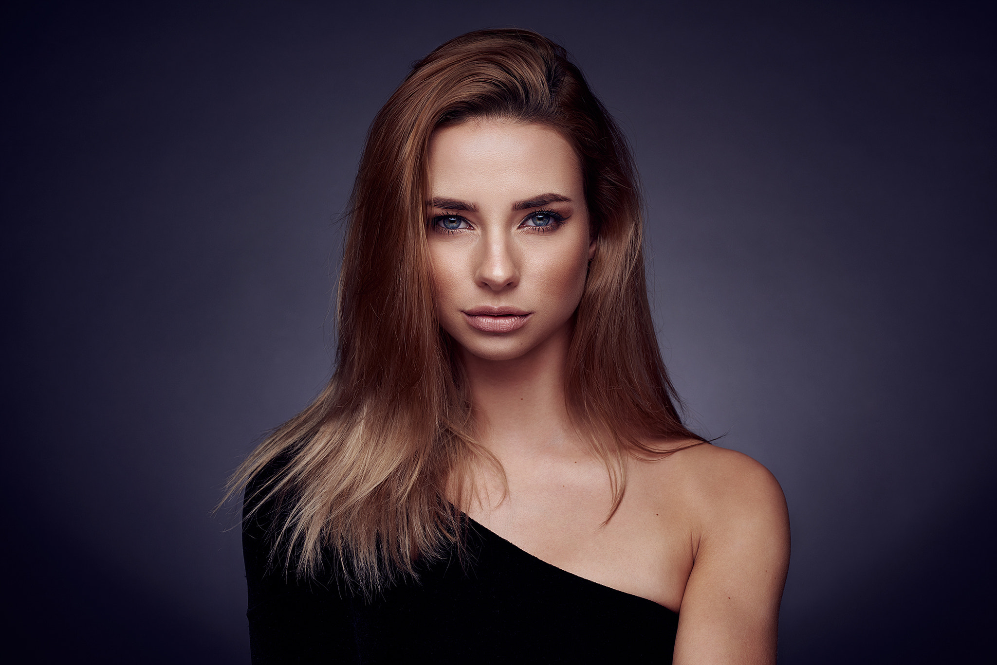 Woman with long brown hair and blue eyes HD Wallpaper