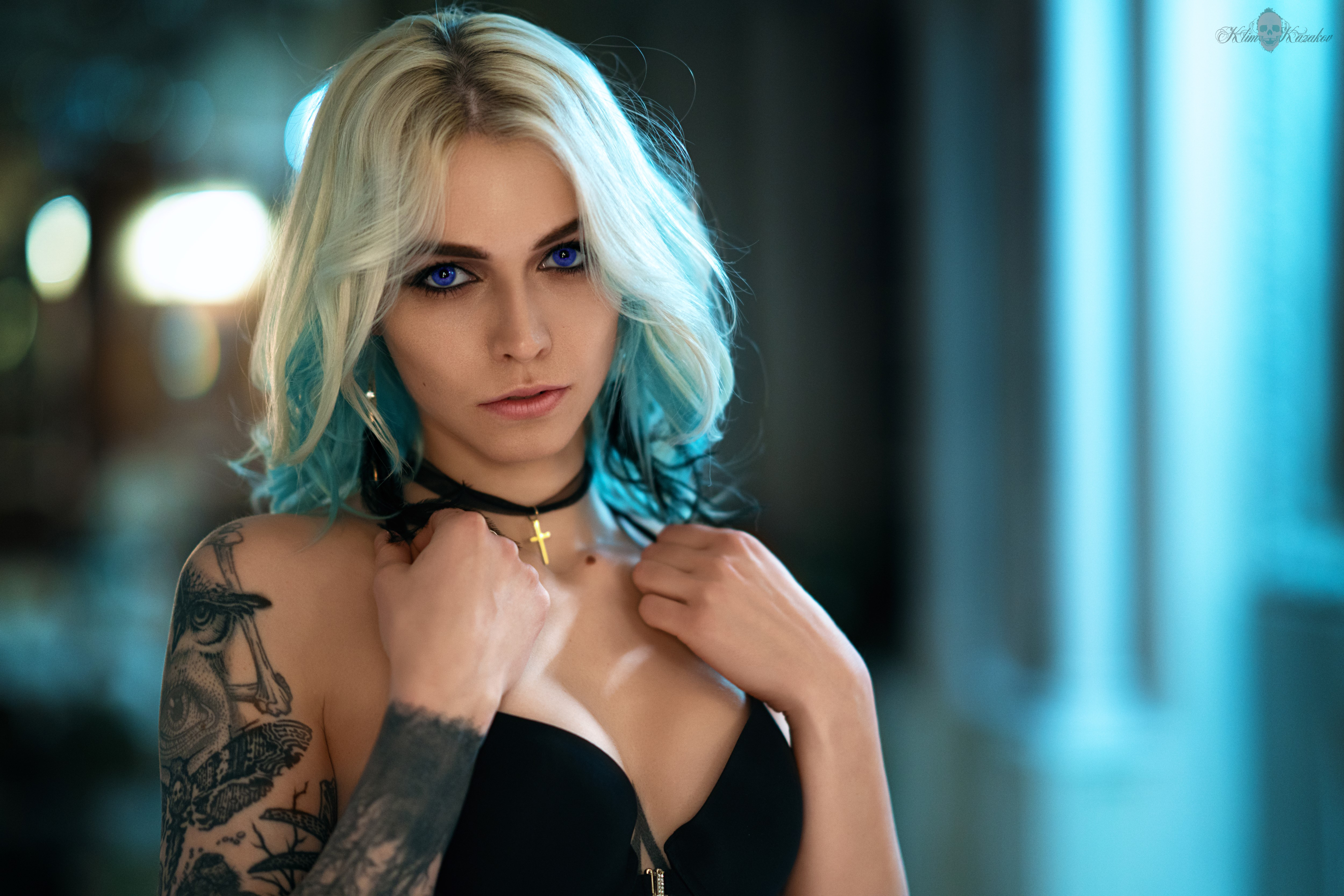 Woman with white and blue hair and tattoos HD Wallpaper