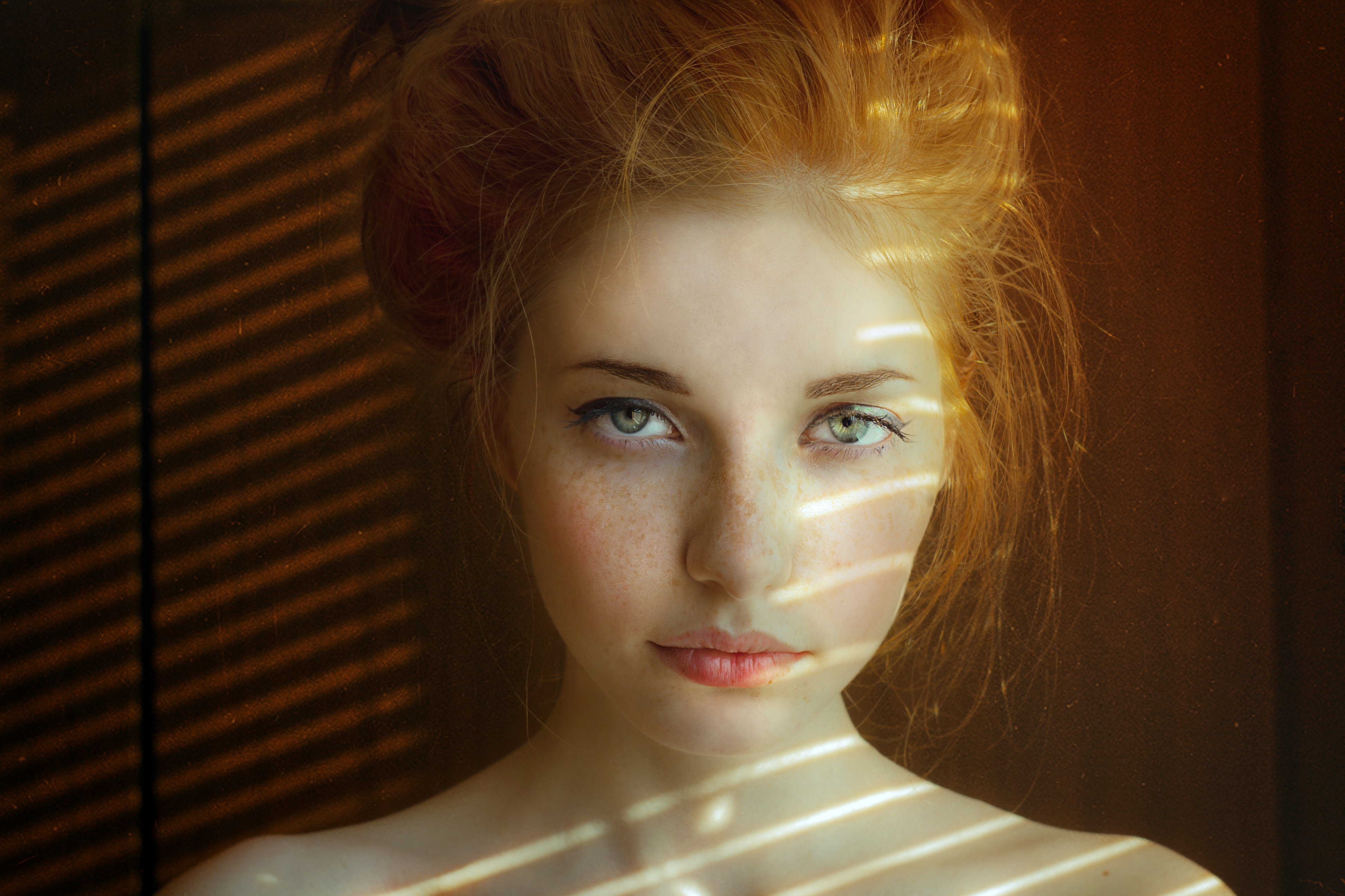 Redhead woman with green eyes and freckles HD Wallpaper