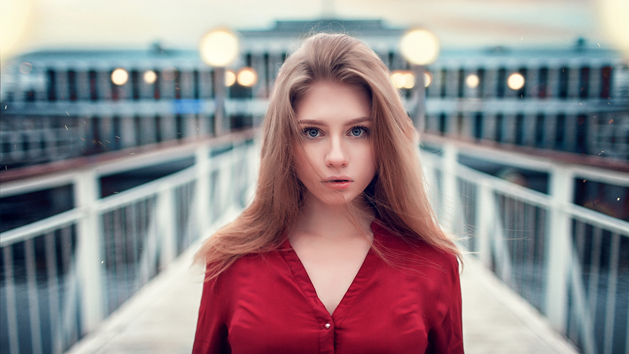 Woman with blonde hair and blue eyes outdoors HD Wallpaper