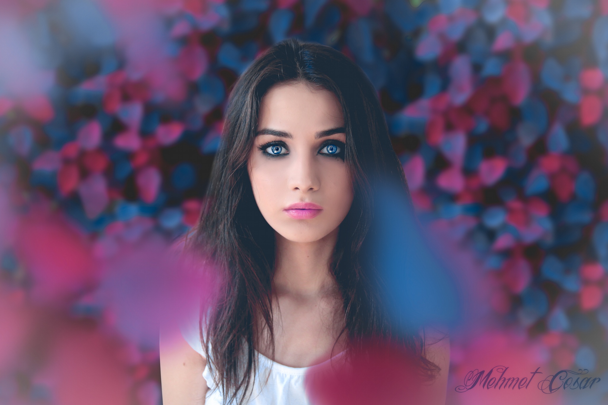 Woman with blue eyes and pink lips, Mehmet Coşar HD Wallpaper