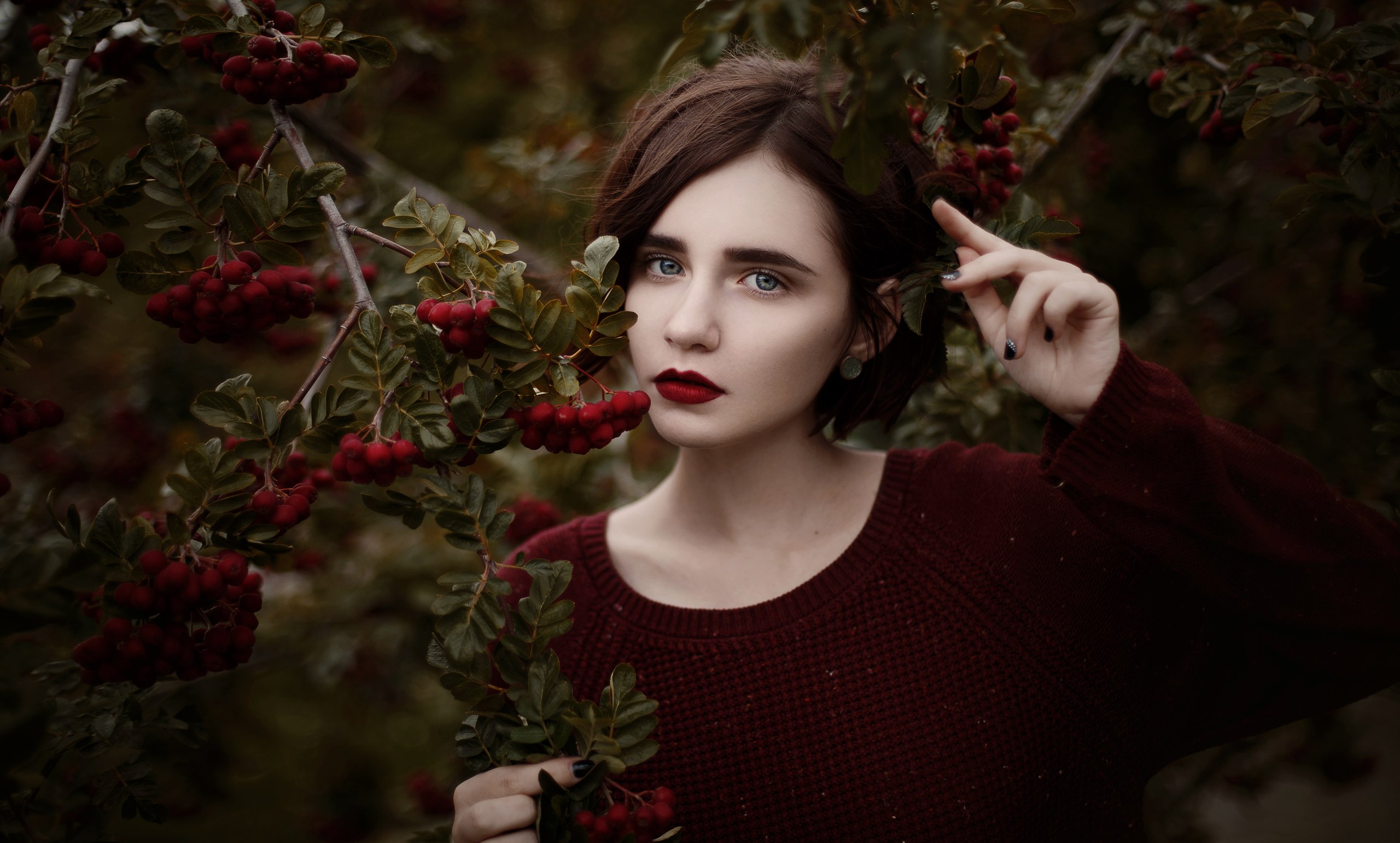 Woman with red lipstick and berries HD Wallpaper