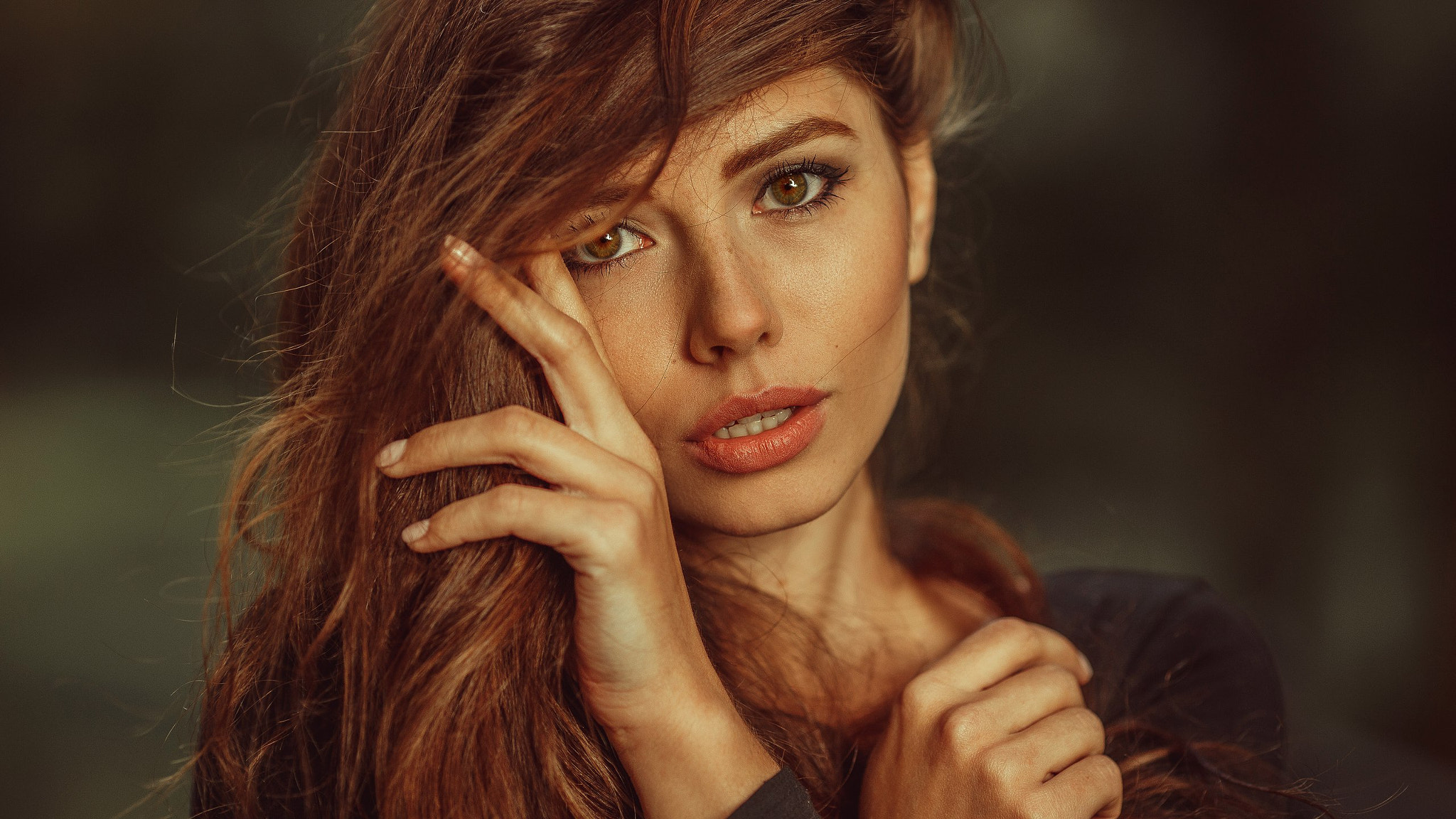 Portrait of a woman with auburn hair HD Wallpaper