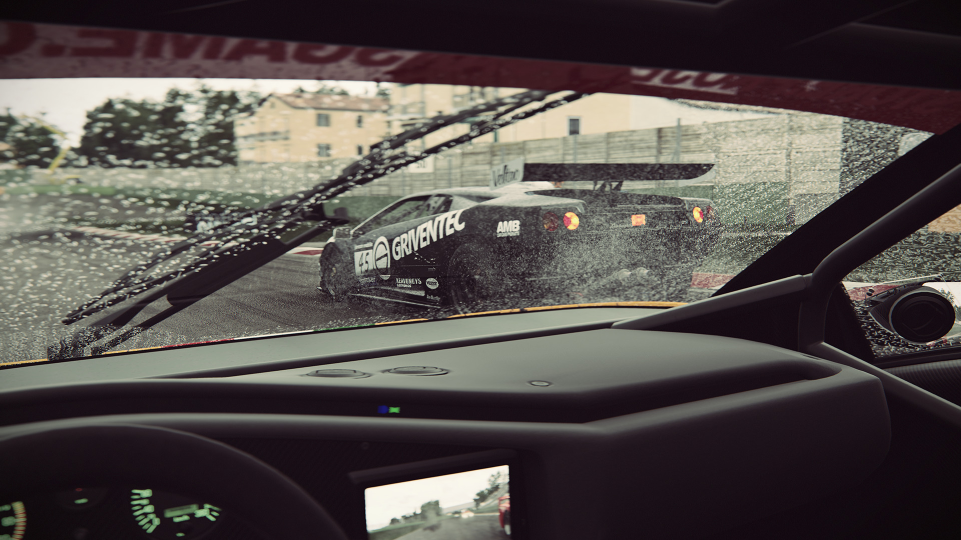 Lamborghini Diablo race car in the rain HD Wallpaper