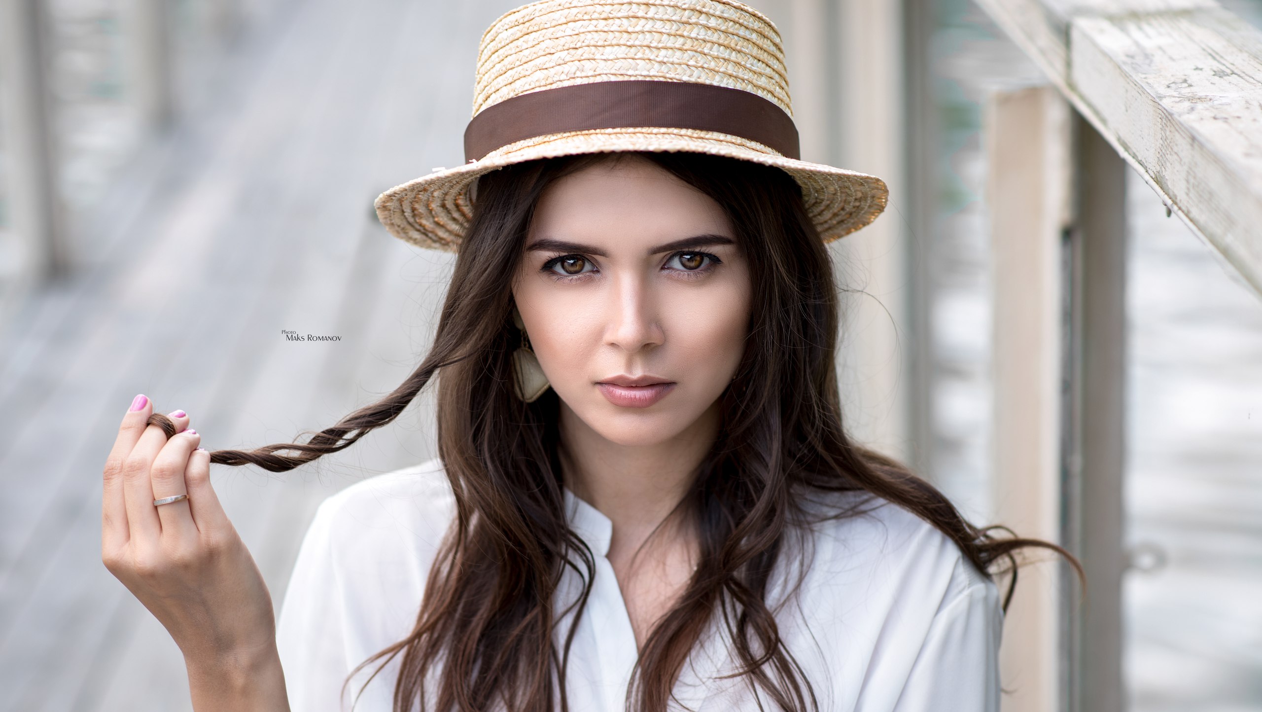 Woman wearing a straw hat, Maksim Romanov HD Wallpaper