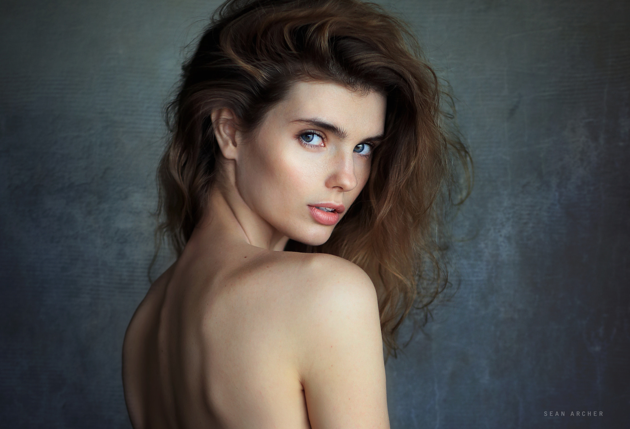 Portrait of a woman by Sean Archer HD Wallpaper