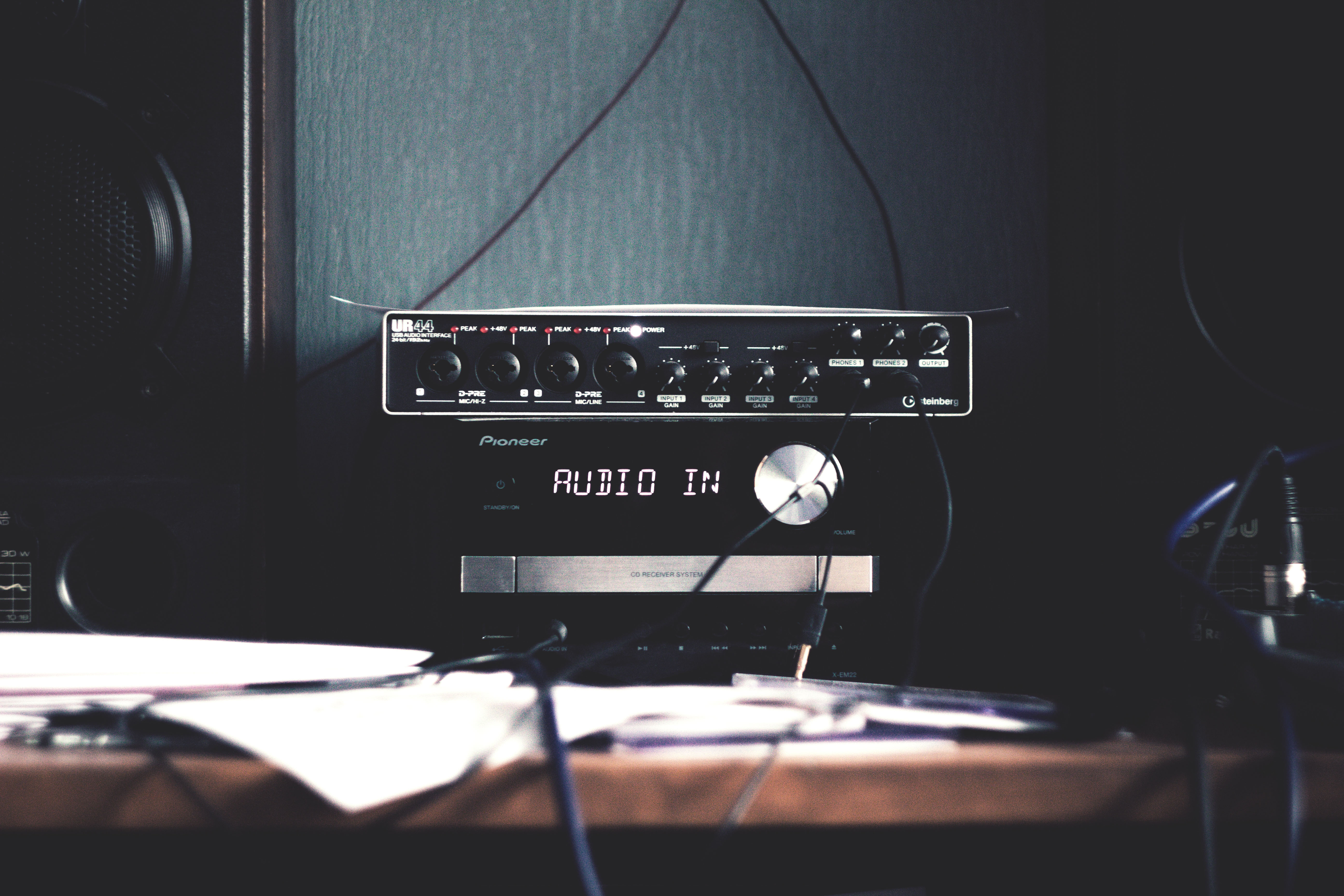 Steinberg UR44 audio interface and Pioneer receiver HD Wallpaper
