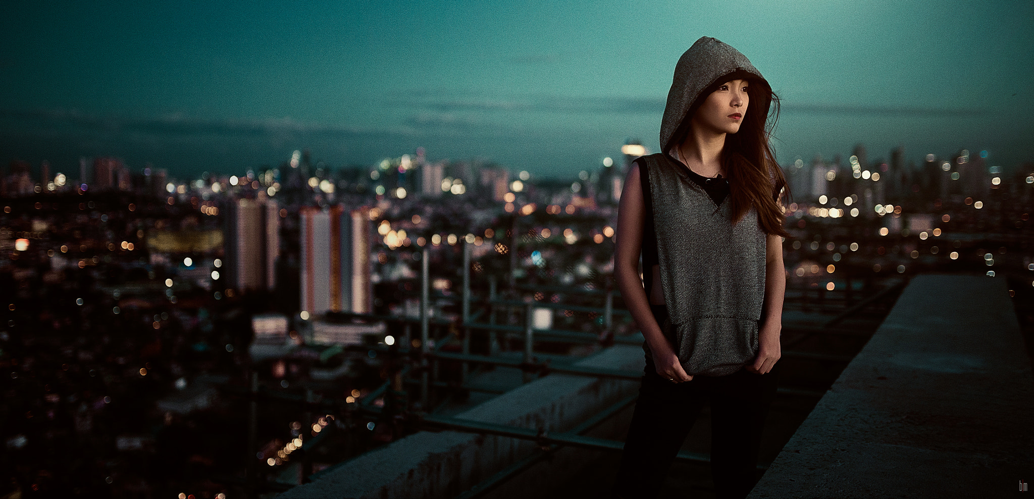 Fhei Delos Santos and Bry Manaloto on a rooftop at night HD Wallpaper