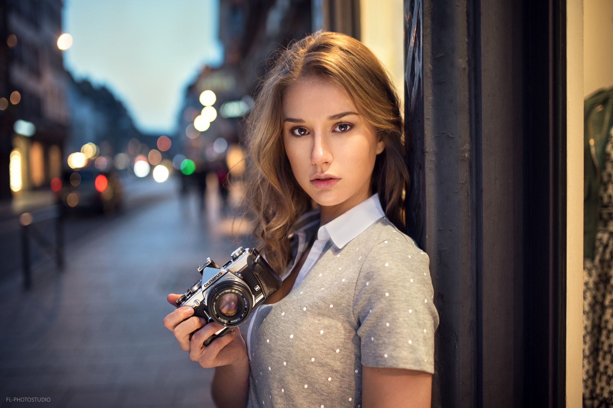 blonde, Claire Godard, women, Lods Franck, portrait, depth of field, Olympus, camera, face HD Wallpaper