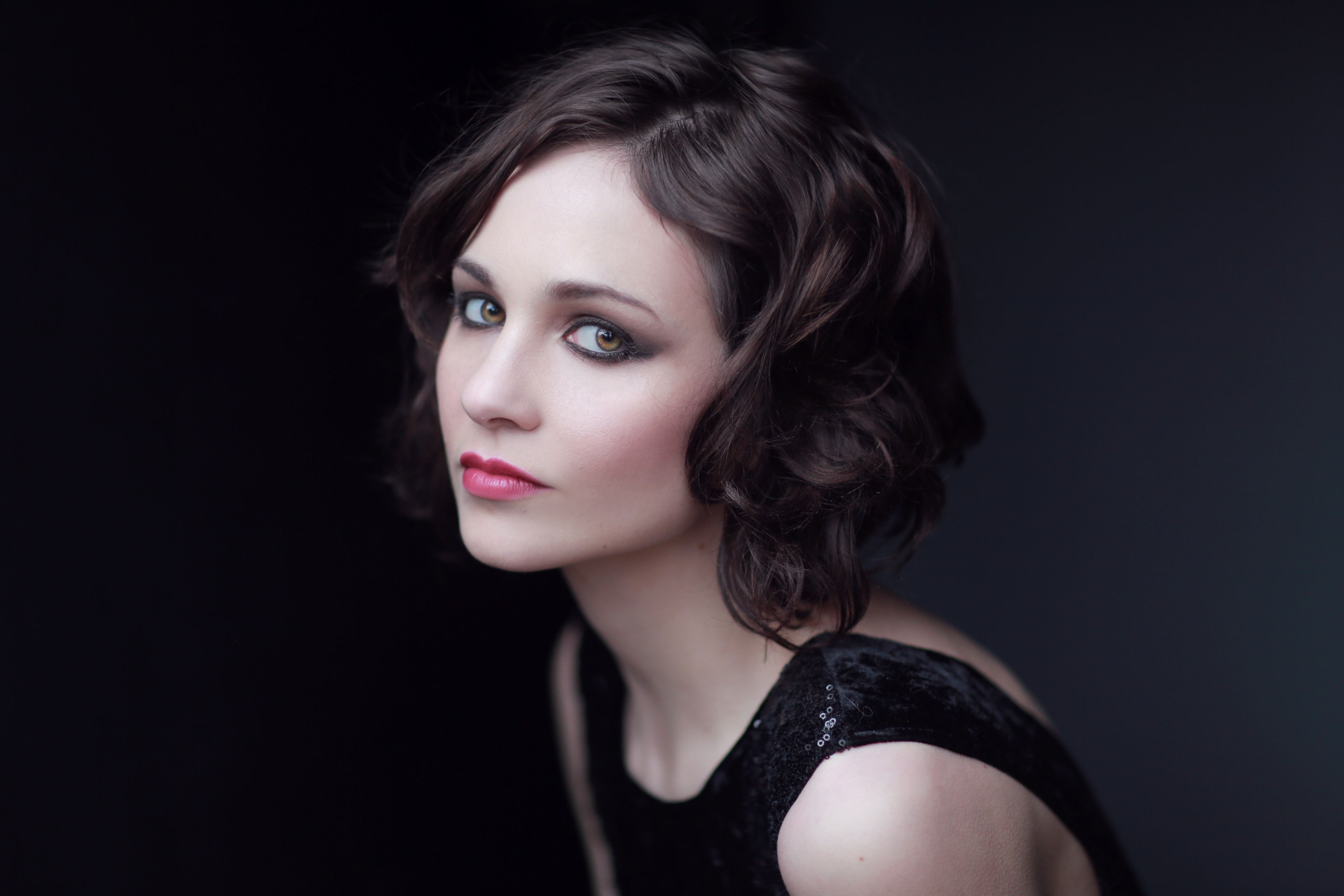 Tuppence Middleton HD Wallpaper