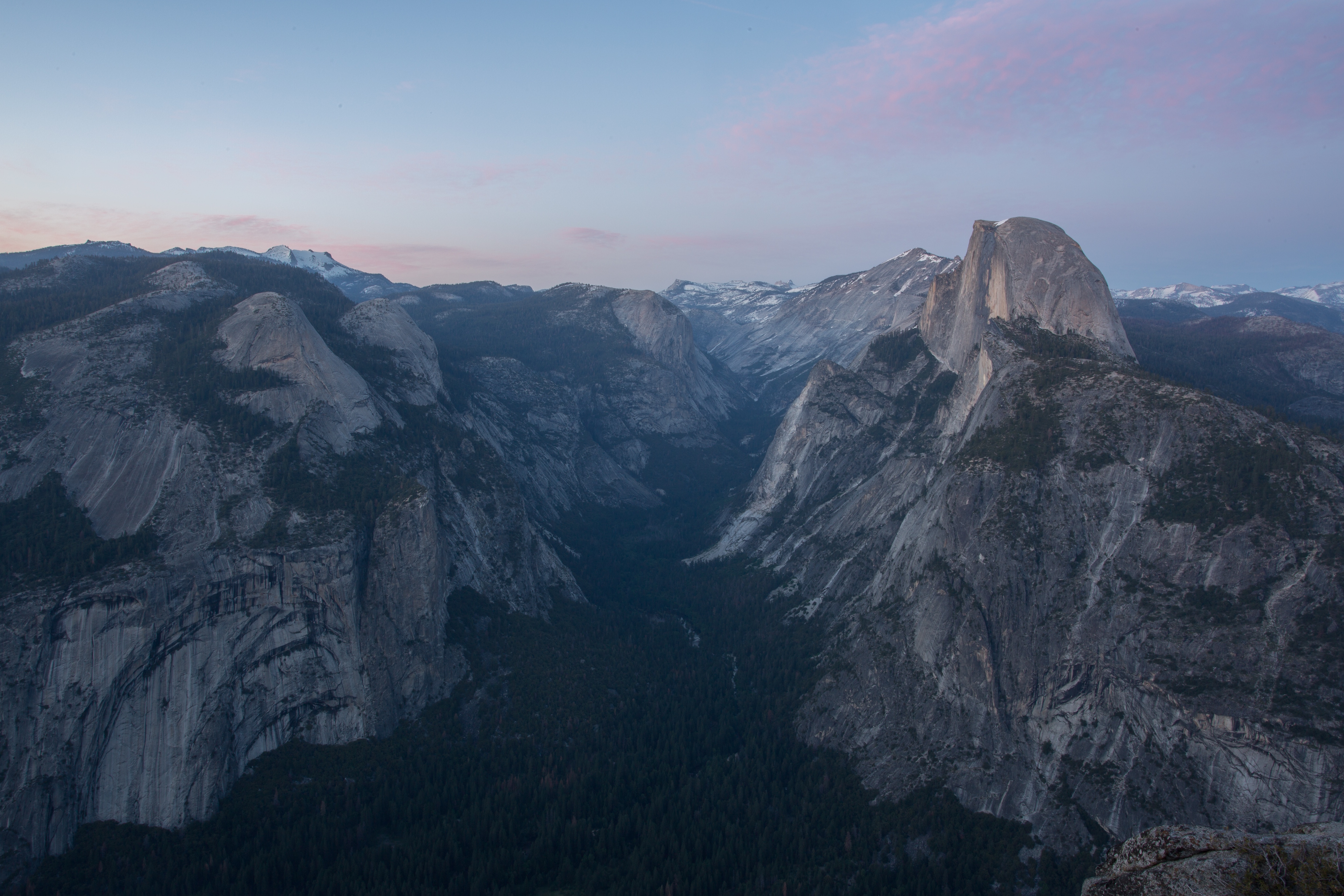 Yosemite National Park Valley at Dusk HD Wallpaper