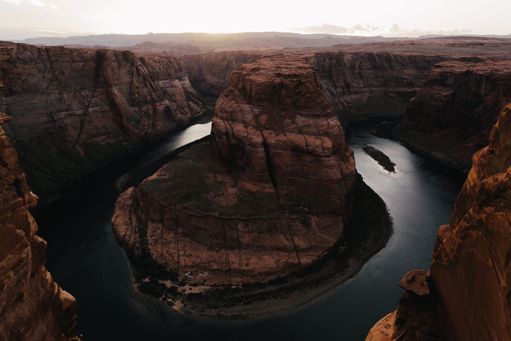 Horseshoe Bend and Colorado River HD Wallpaper