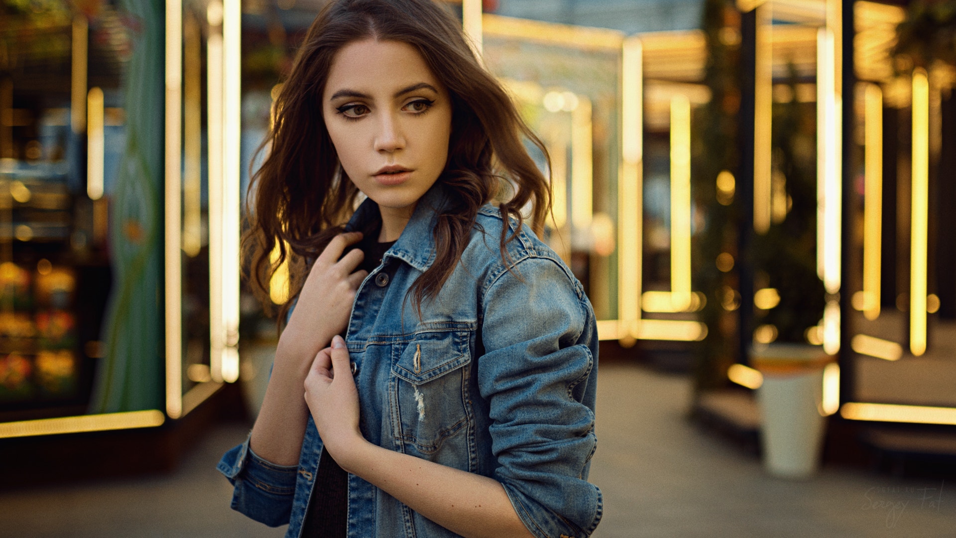 Ksenia Kokoreva in a denim jacket HD Wallpaper
