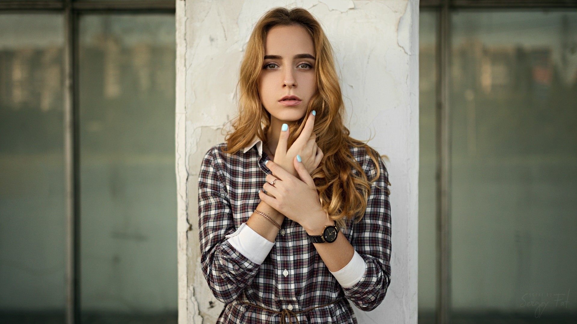 Woman in Plaid Shirt by Sergey Fat HD Wallpaper
