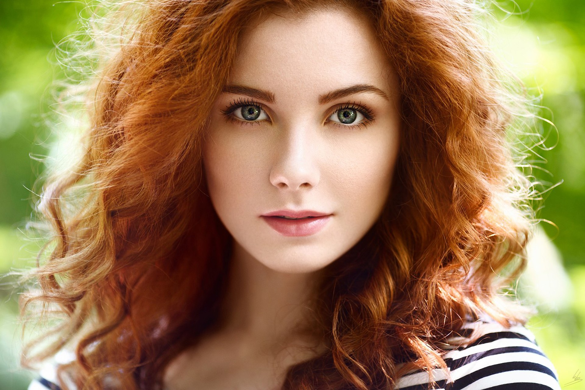 Portrait of a young woman with red hair HD Wallpaper