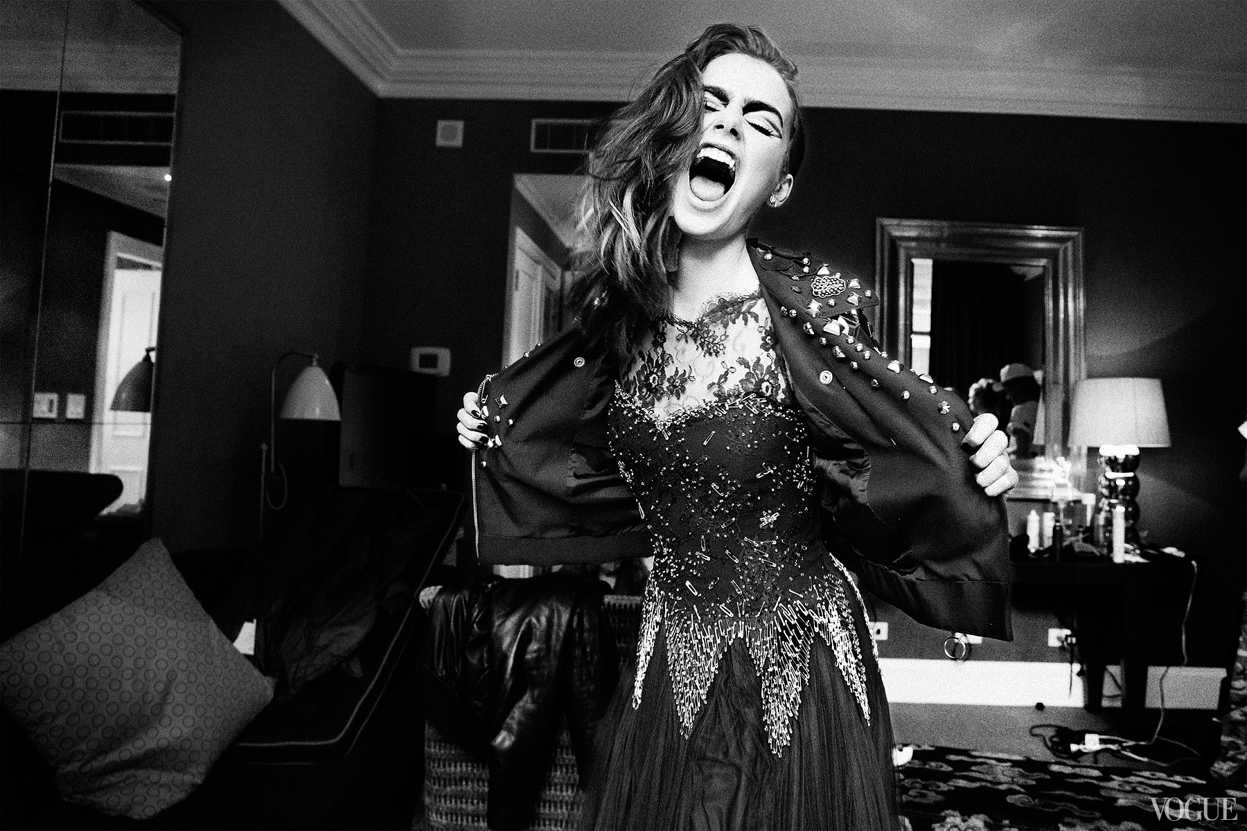 Lily Collins in a black dress and jacket HD Wallpaper