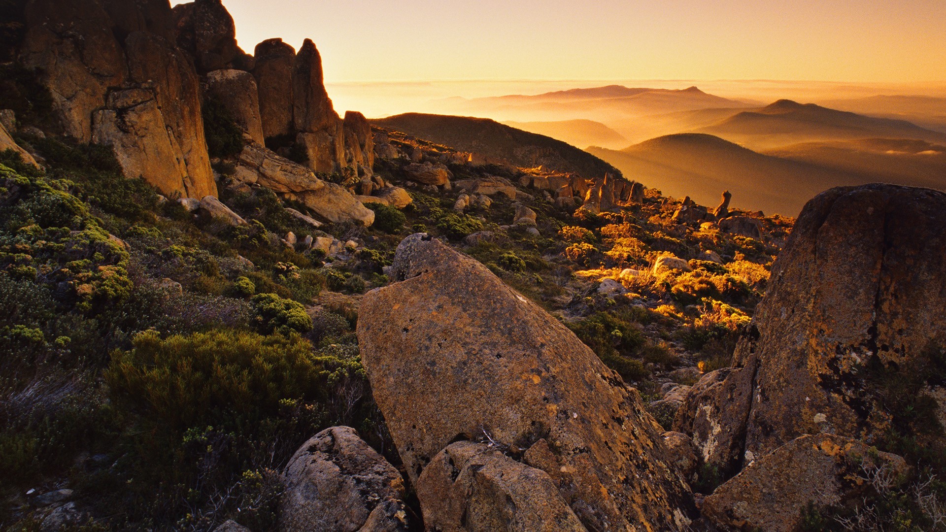 Rocky mountain landscape at sunset HD Wallpaper