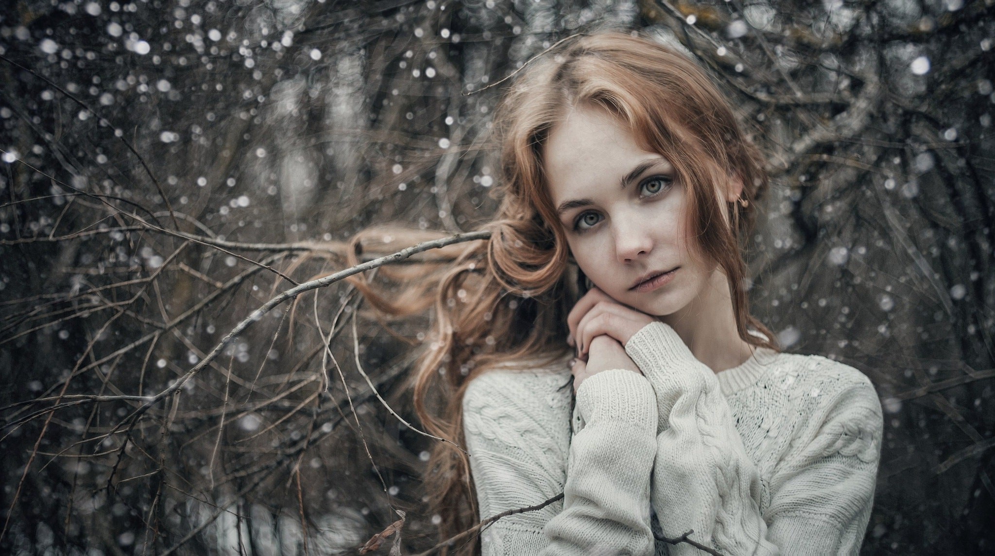 Woman in a white sweater in the snow HD Wallpaper