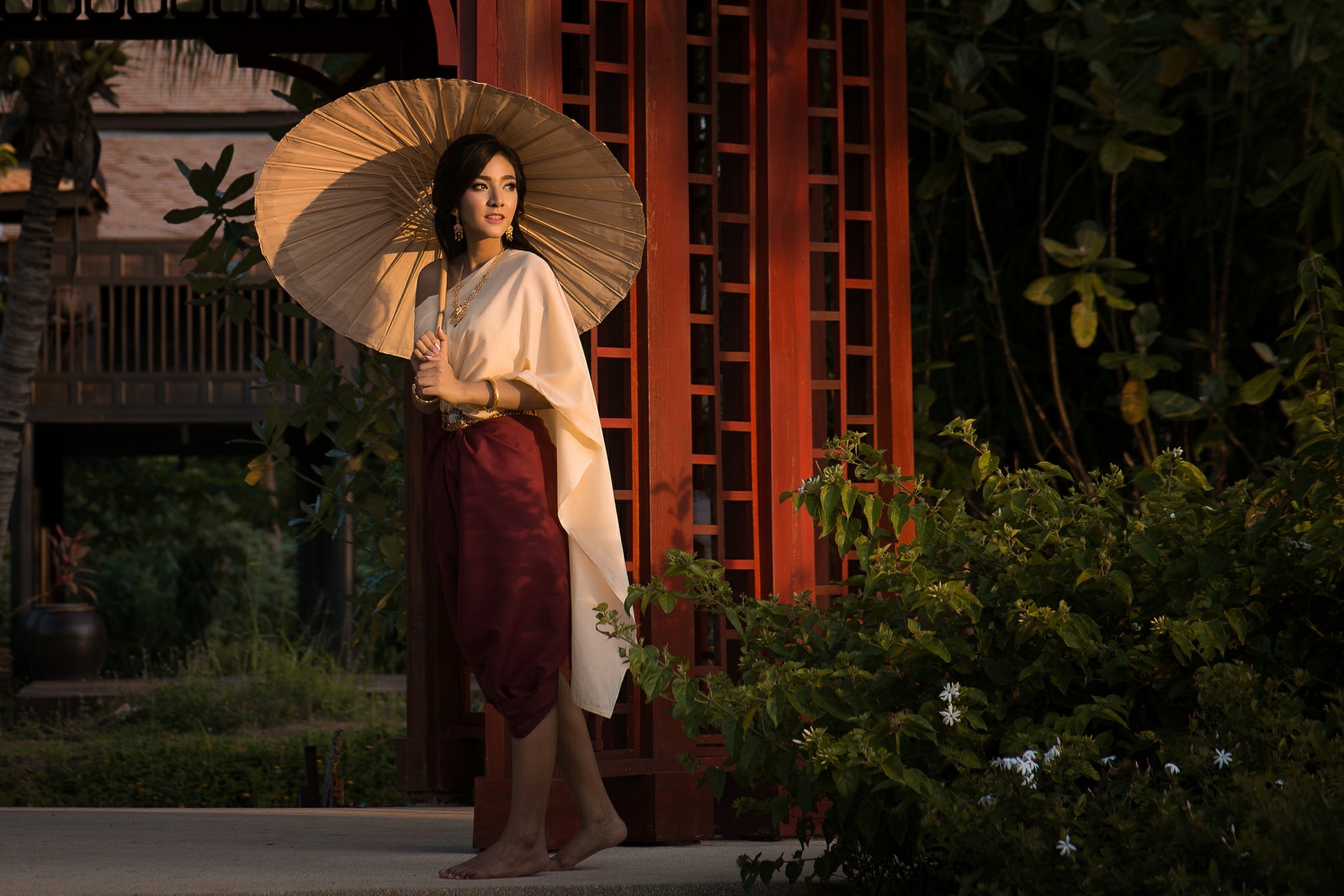 oriental, Asian, barefoot, Thailand model, model, women, Koko Rosjares HD Wallpaper