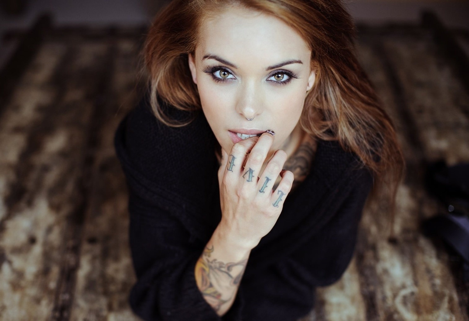 Arabella Drummond with tattoos HD Wallpaper
