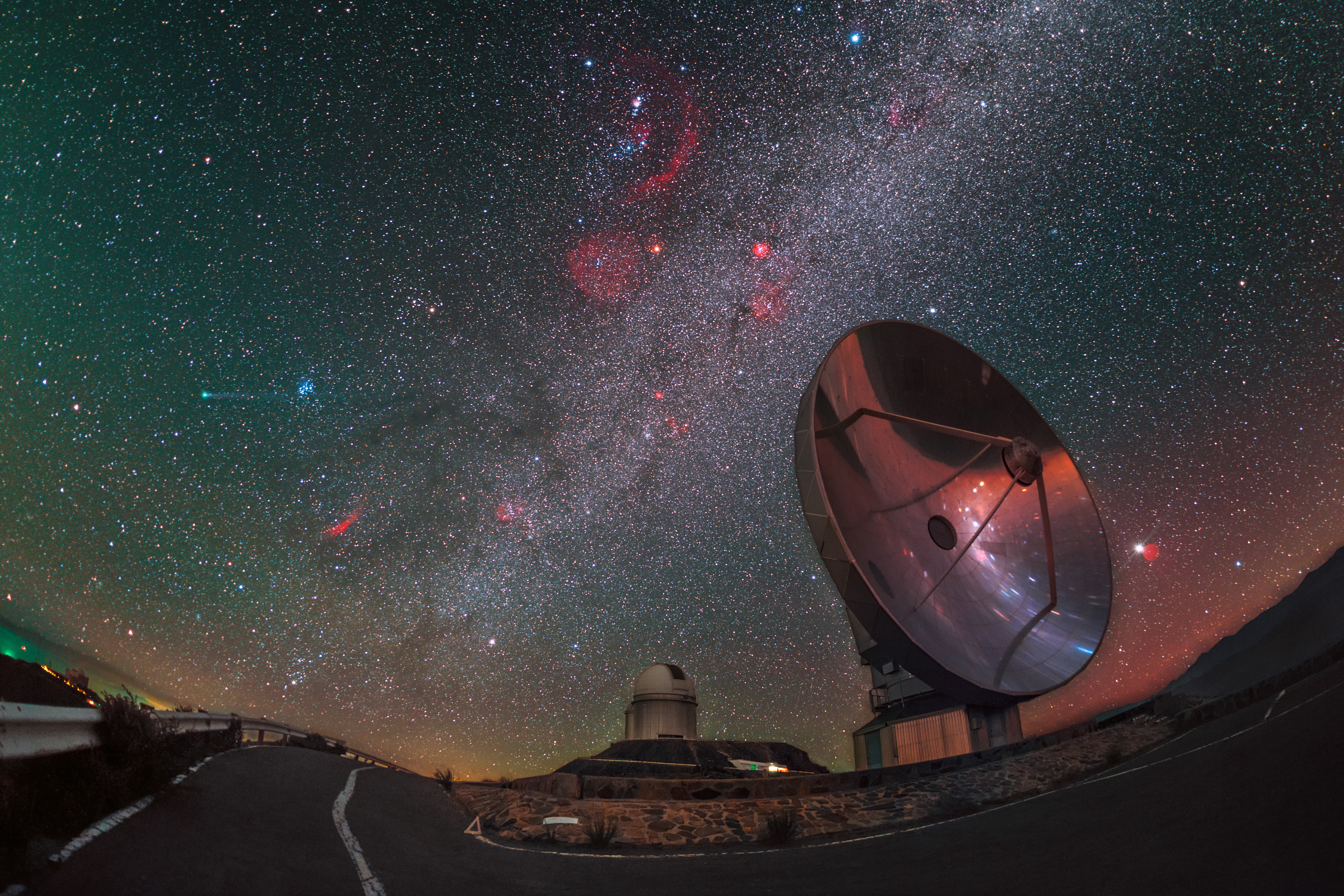 Observatory and Milky Way under a starry night sky HD Wallpaper