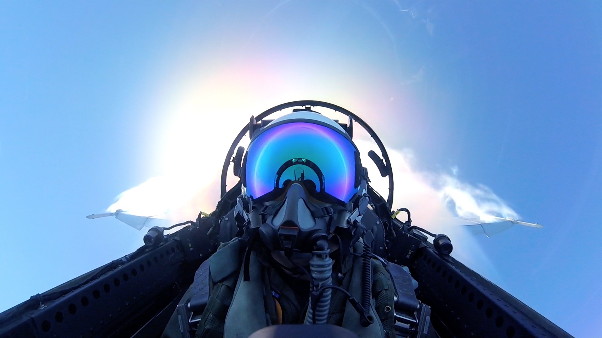 Pilot in a Boeing FA-18EF Super Hornet cockpit HD Wallpaper