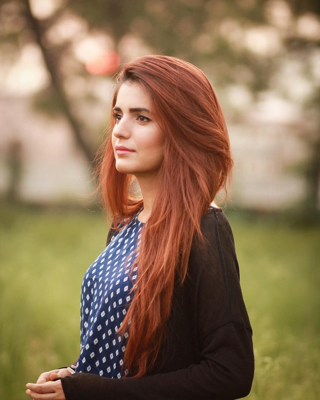 singer, women, Momina Mustehsan HD Wallpaper