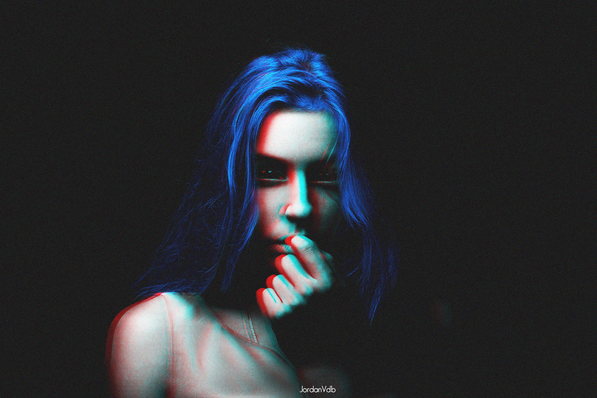 Woman with blue hair and glitch effect HD Wallpaper