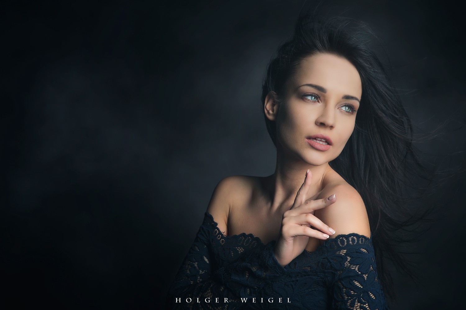 women, holger weigel, simple background, Angelina Petrova, face, model, bare shoulders, looking away, portrait HD Wallpaper