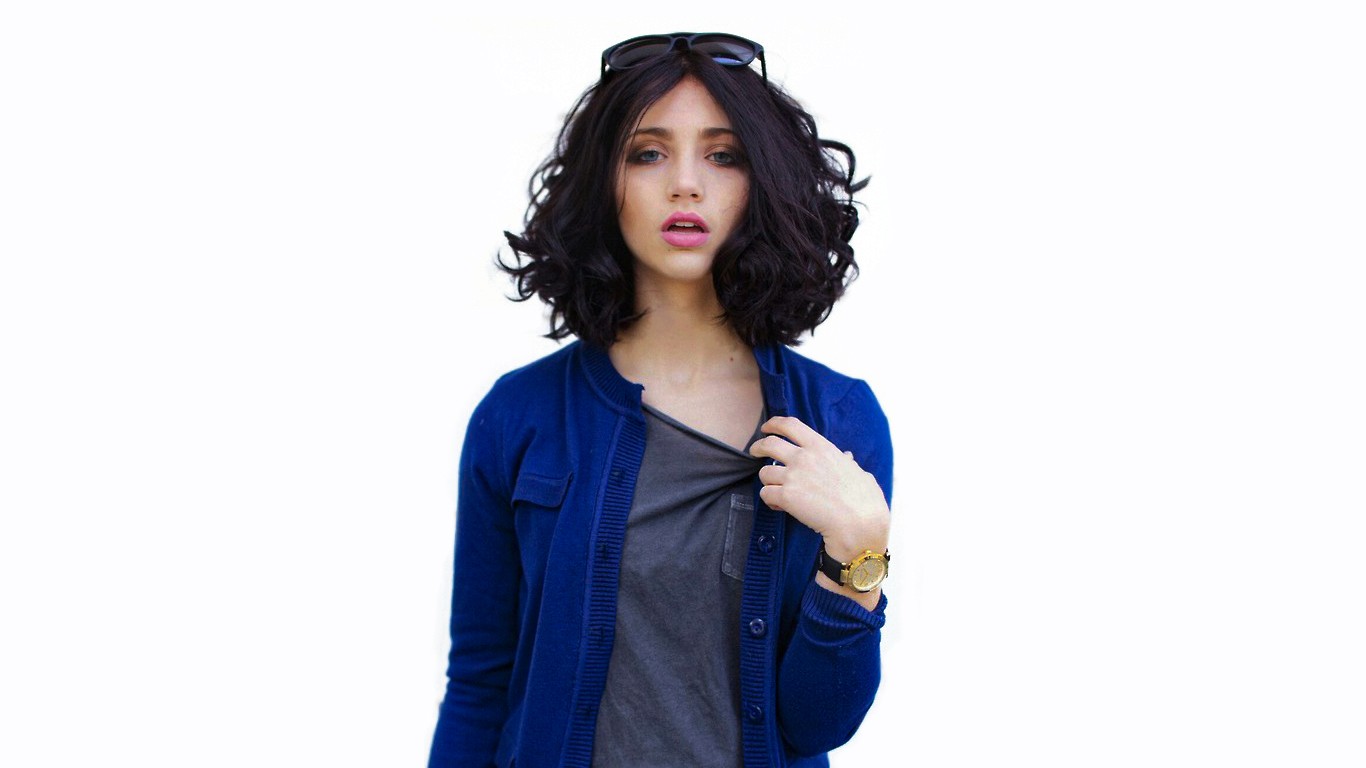Emily Rudd wearing a blue cardigan and grey t-shirt HD Wallpaper