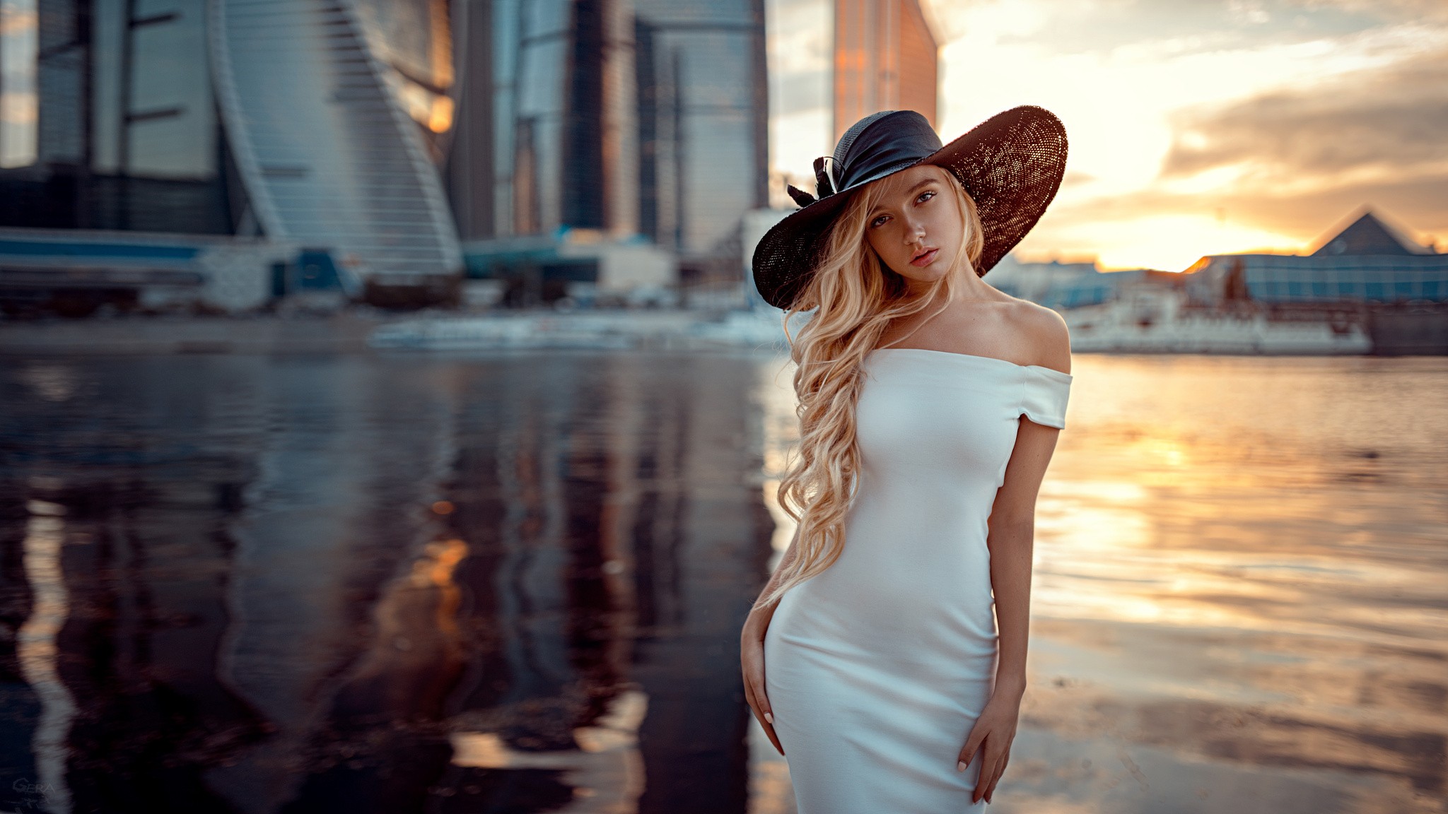 depth of field, riverside, blonde, Maria Popova, women outdoors, dress, looking at viewer, long hair, hat, women, bare shoulders, Georgy Chernyadyev, model HD Wallpaper