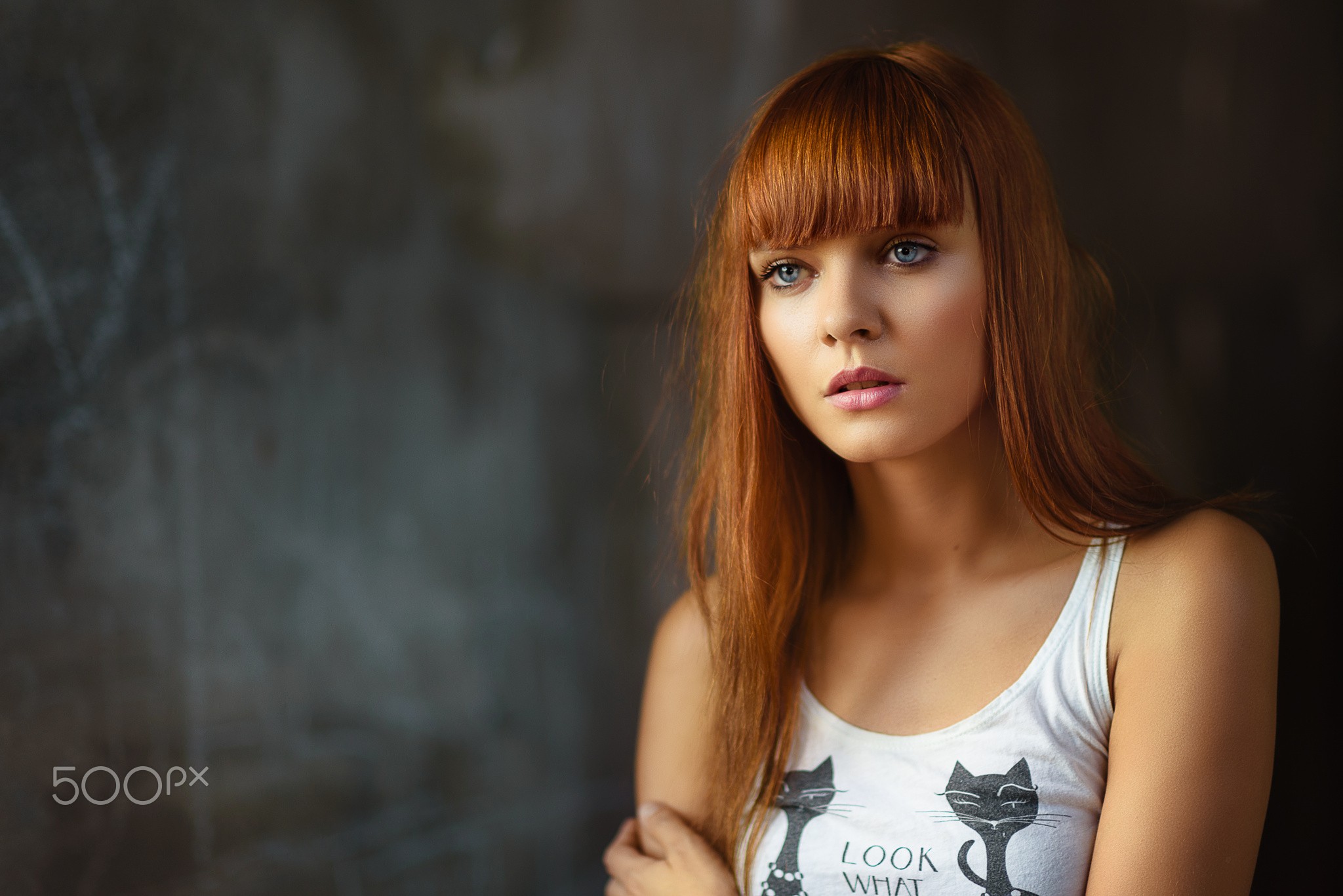 Portrait of a redhead woman with blue eyes HD Wallpaper